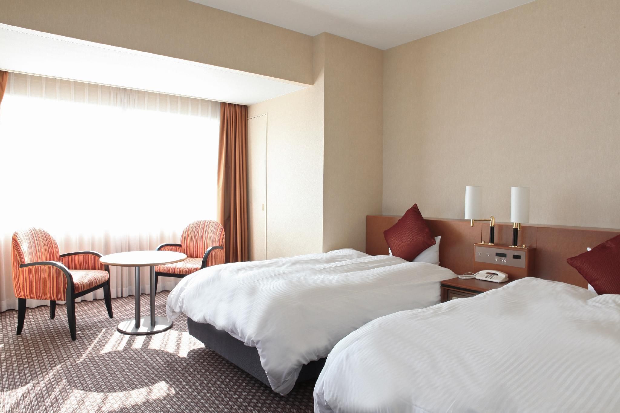 Corner Superior Twin Room - Non-Smoking, 36.5 sqm