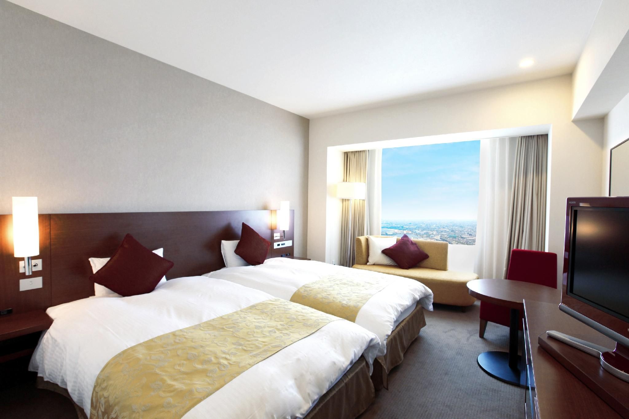 Premier Superior Twin Room - Non-Smoking, 32.6 sqm