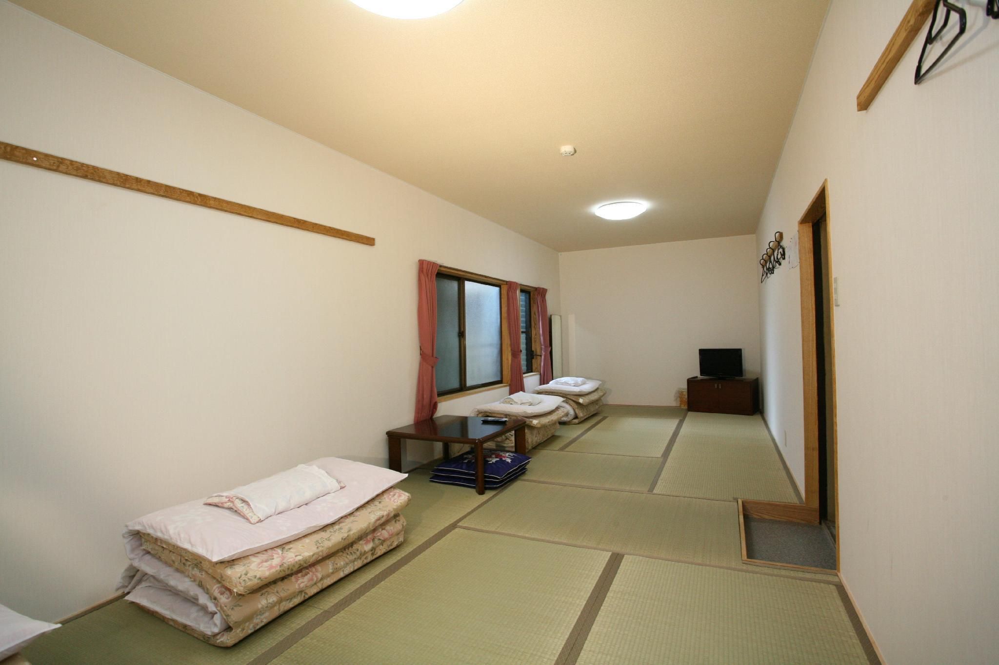 Japanese Room ( 3 person )
