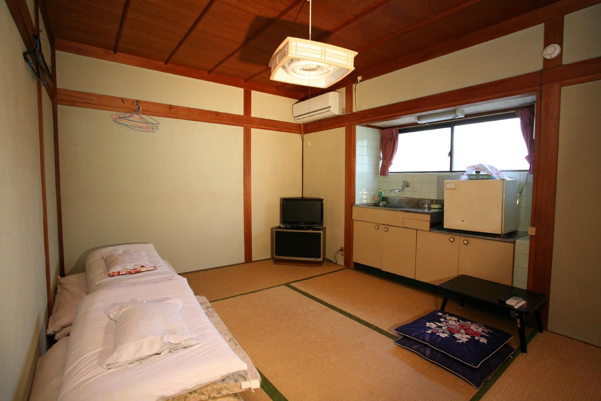 Japanese Style - Shared Bathroom