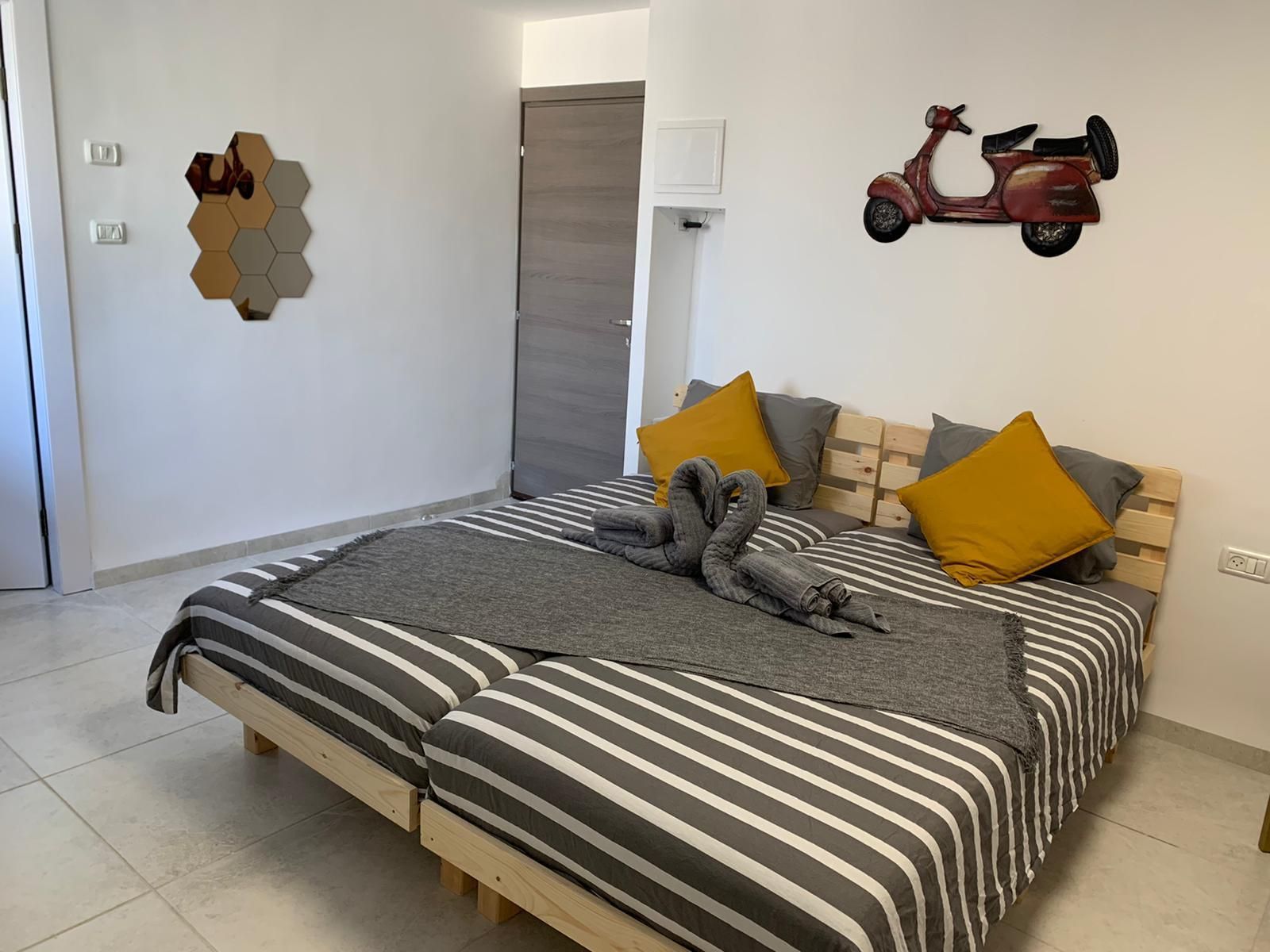 1 King Studio City View