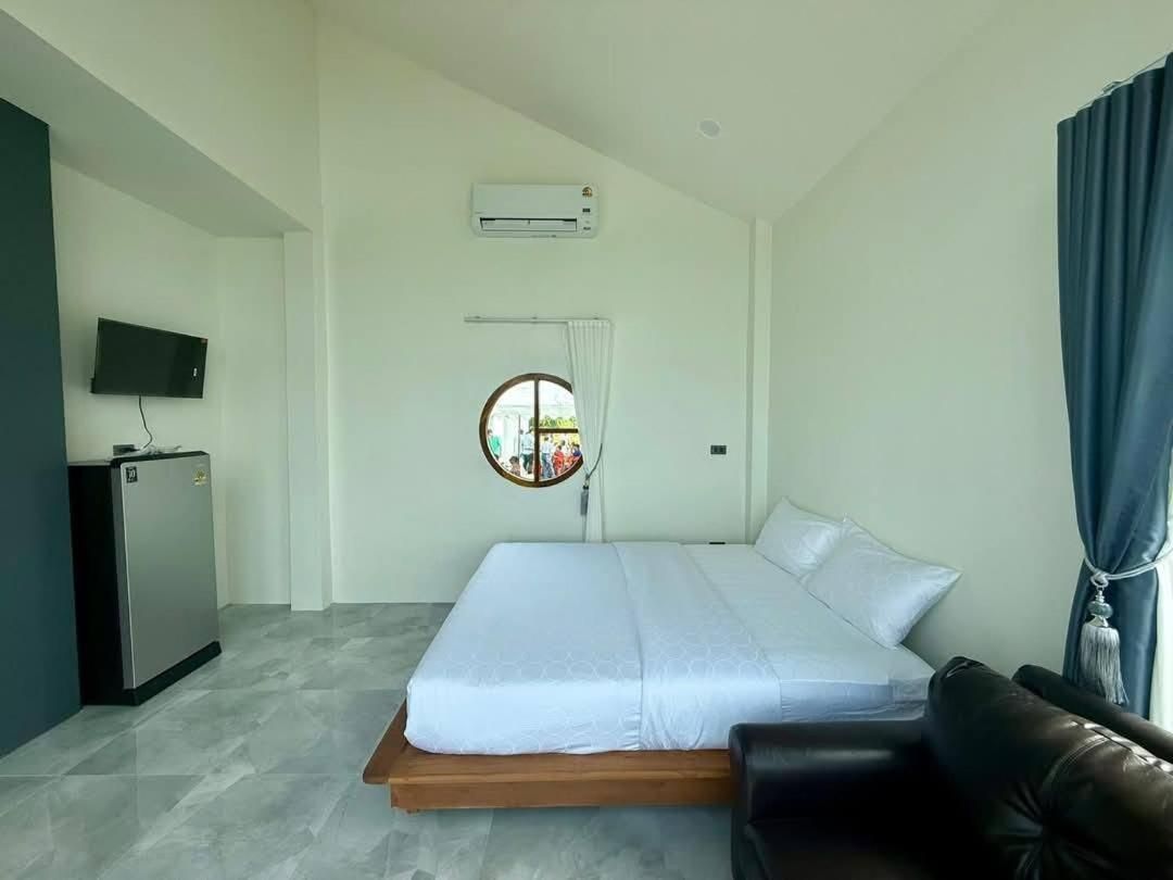 Double Room with Lake View
