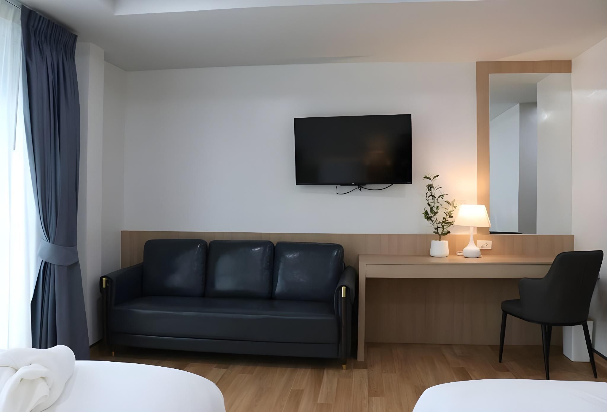 Blossom Hotel Phetchabun Twin Bed Room 3