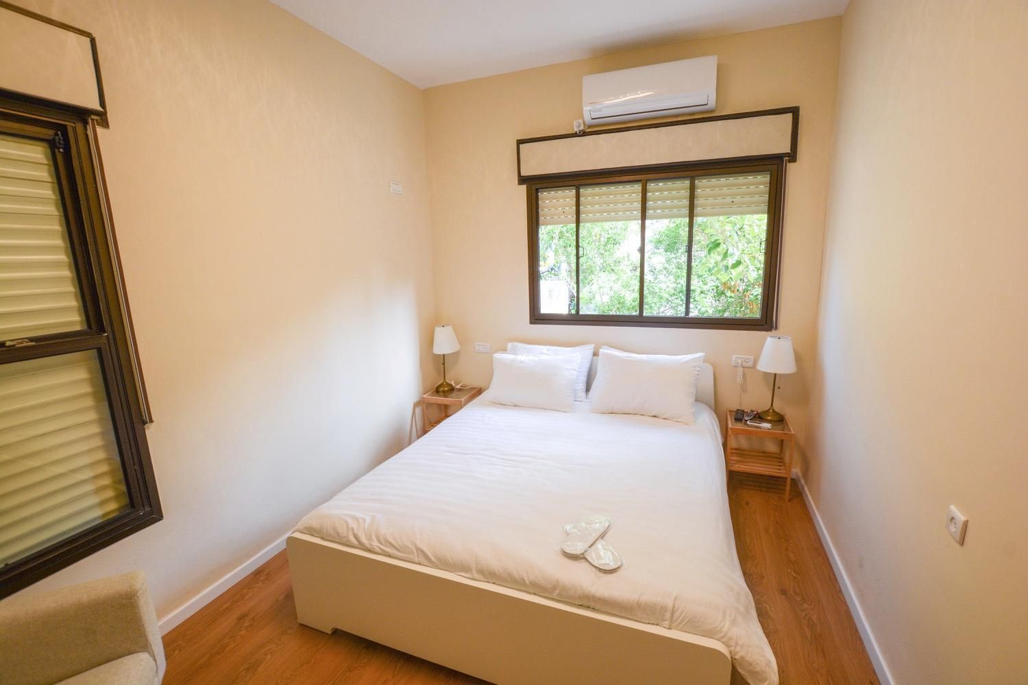 Apartment with Garden