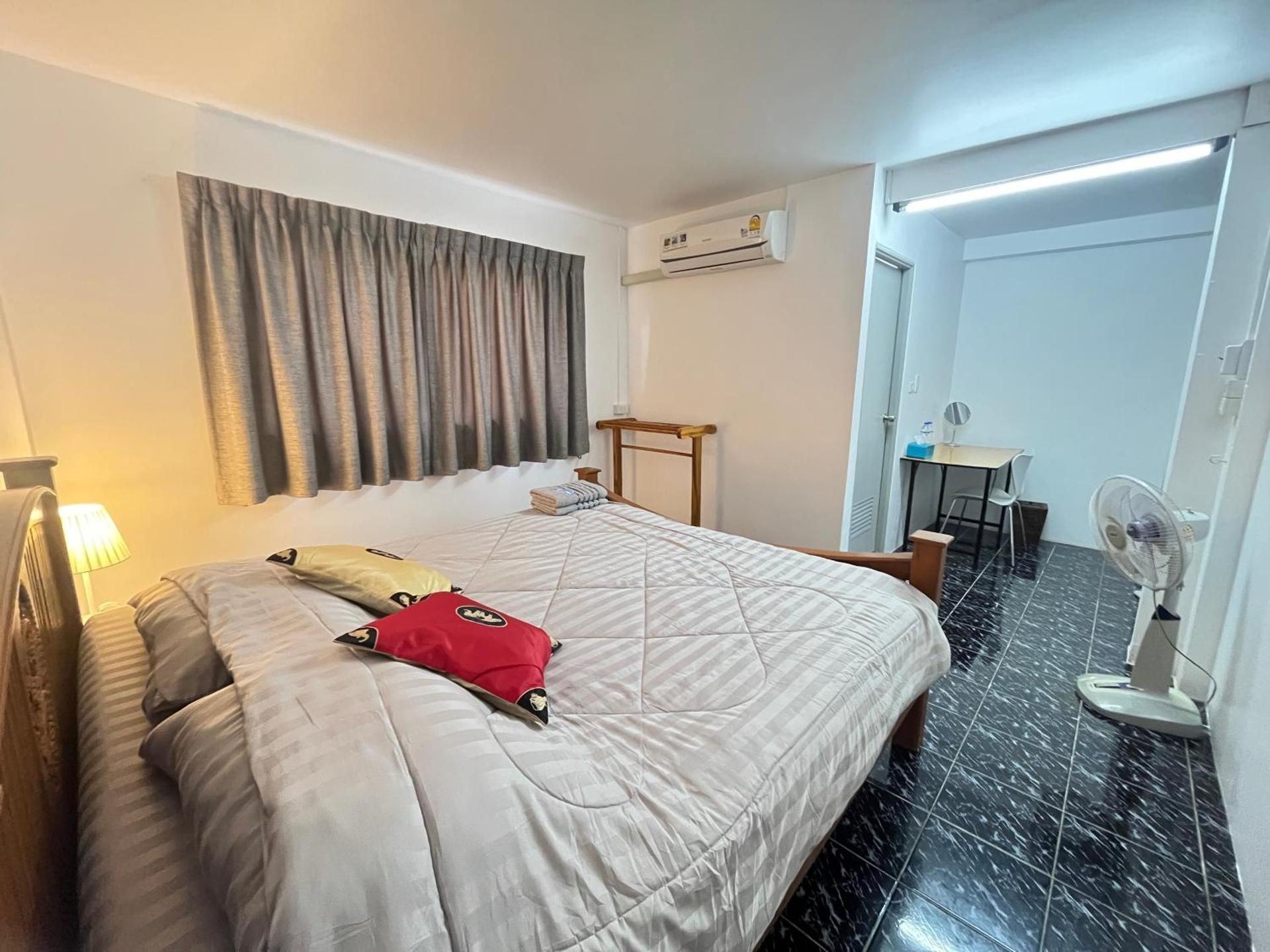 King Room with Garden View