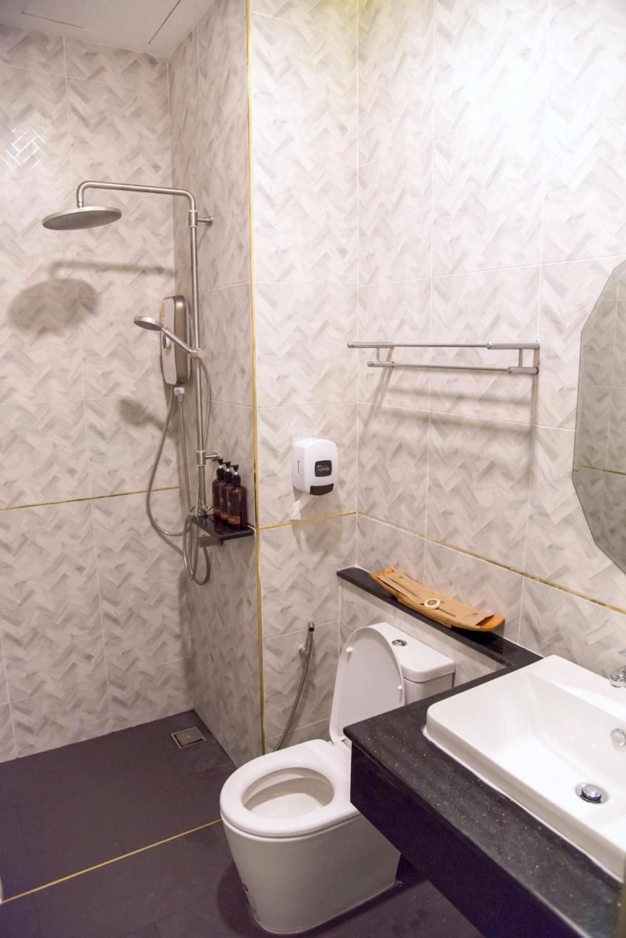 Worachat Boutique Hotel Standard Triple 2