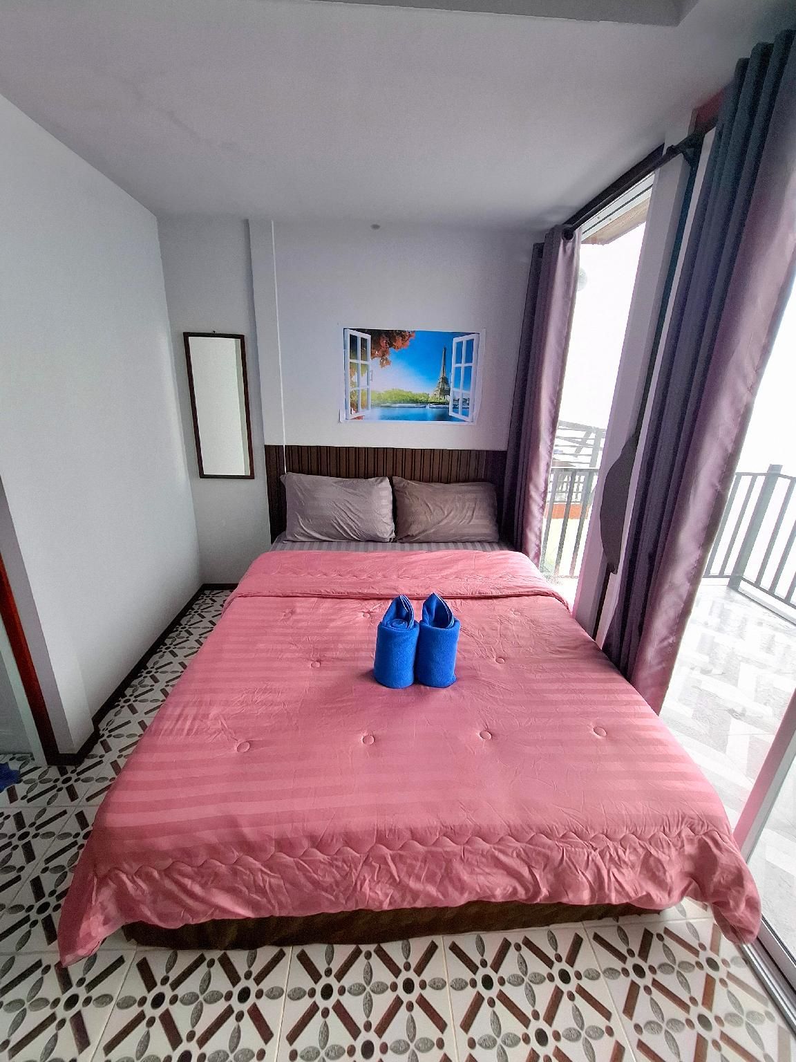 Love View Phu Thap Berk Standard Room 3