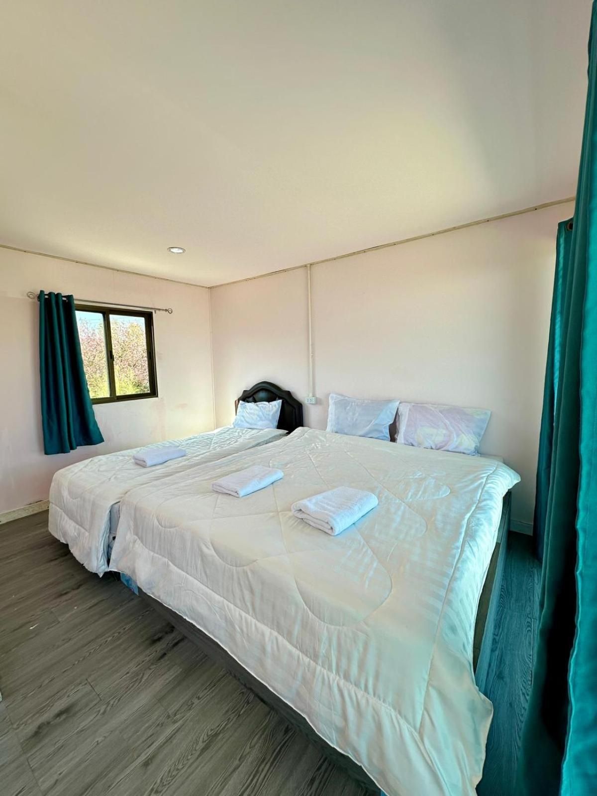 Basic Triple Room