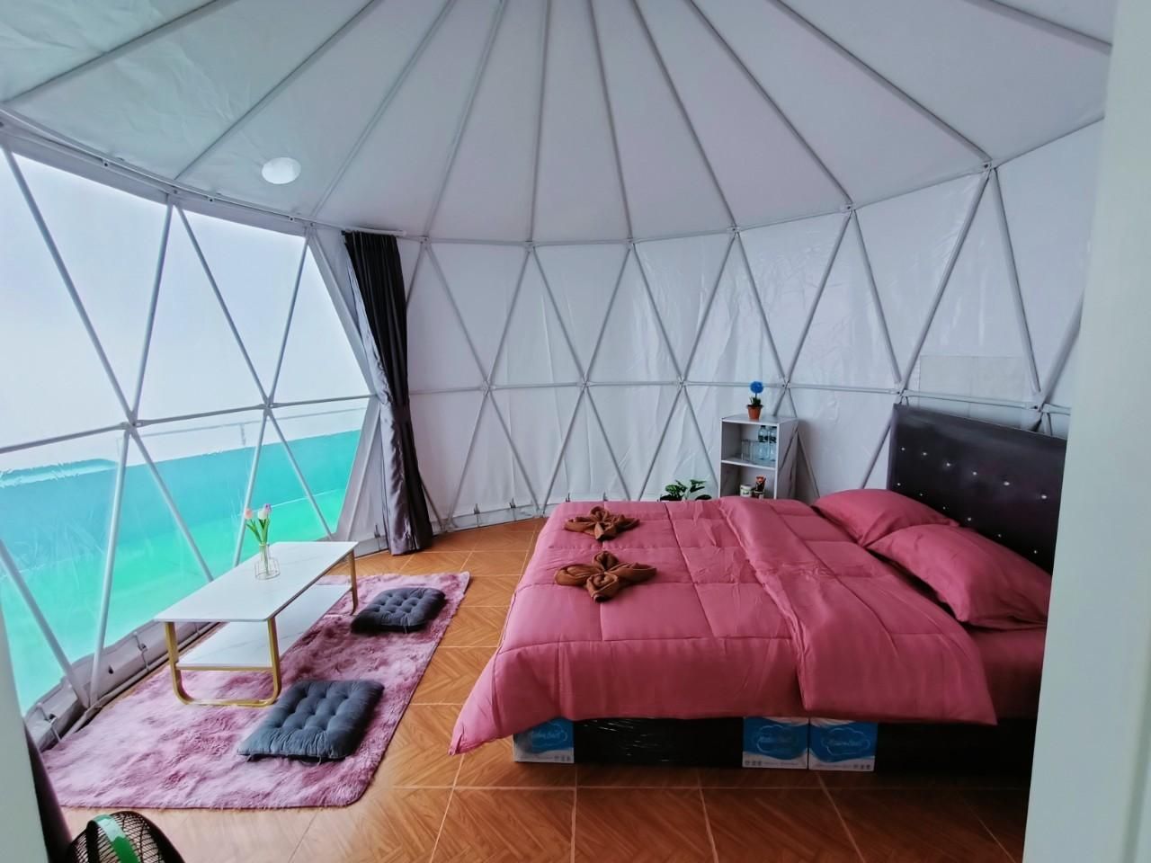 Nuea Tawan @Phu Thap Buek Dome Tent 2