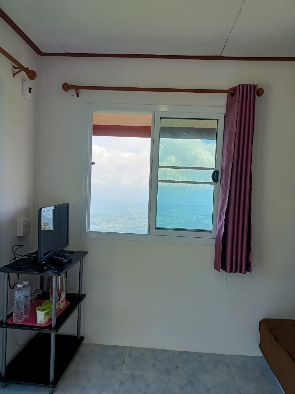 Nuea Tawan @Phu Thap Buek Small House 3