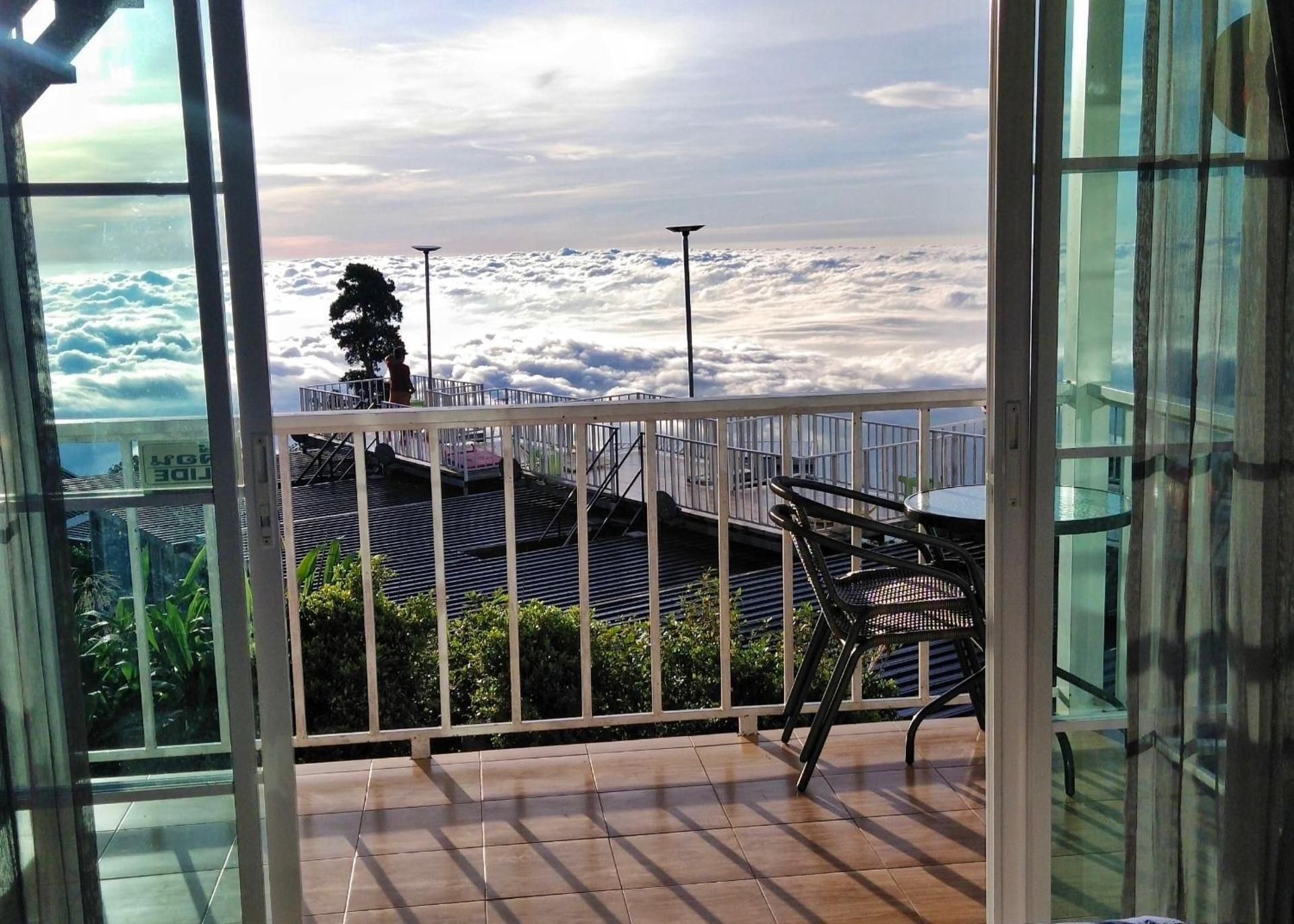 Station Phu Thap Buek Resort Family Room 2