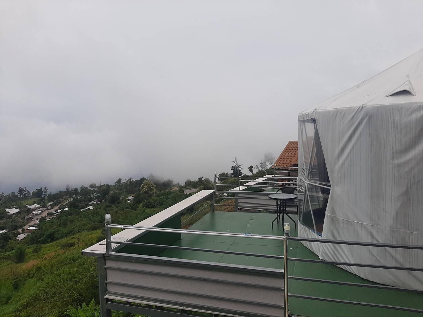 Ing Ai Mhok Phu Thap Buek Dome Tent