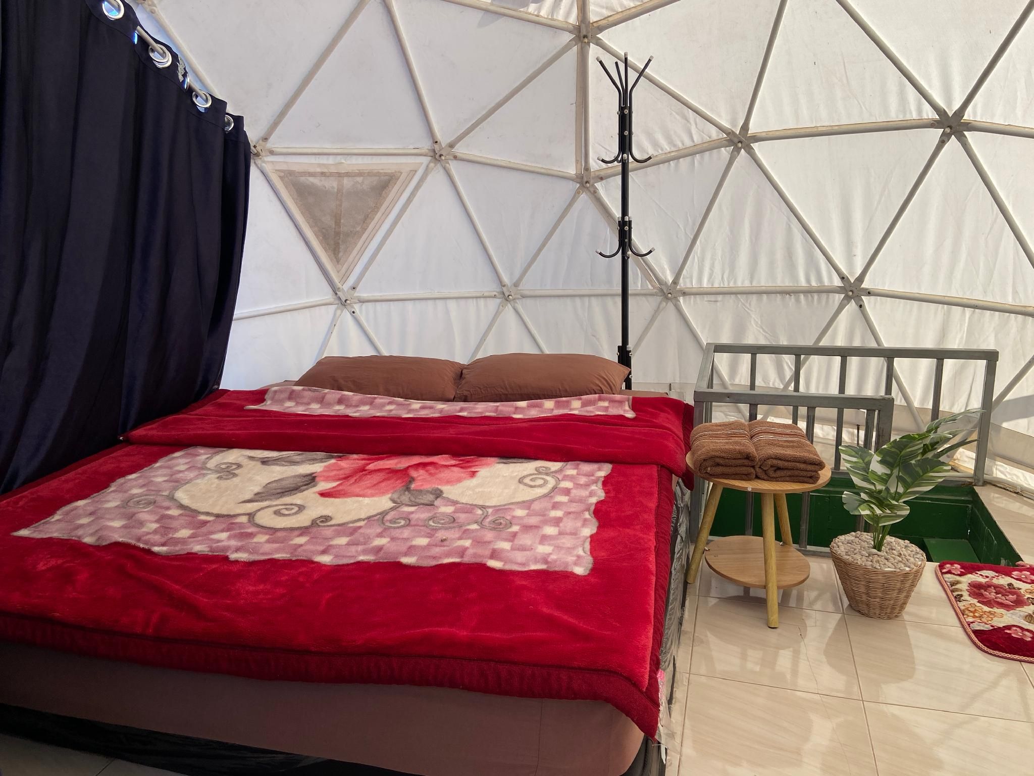 Dome Tent - 6 Meters