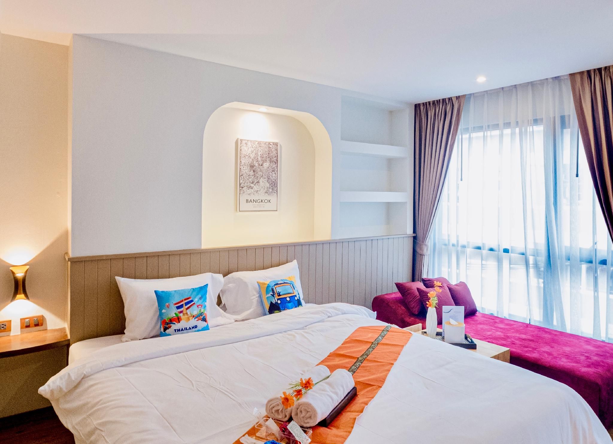 Metro Hotel Phahonyothin 35 Deluxe King 2