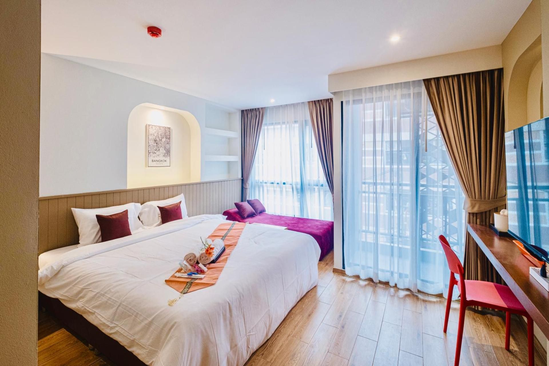 Metro Hotel Phahonyothin 35 Deluxe King