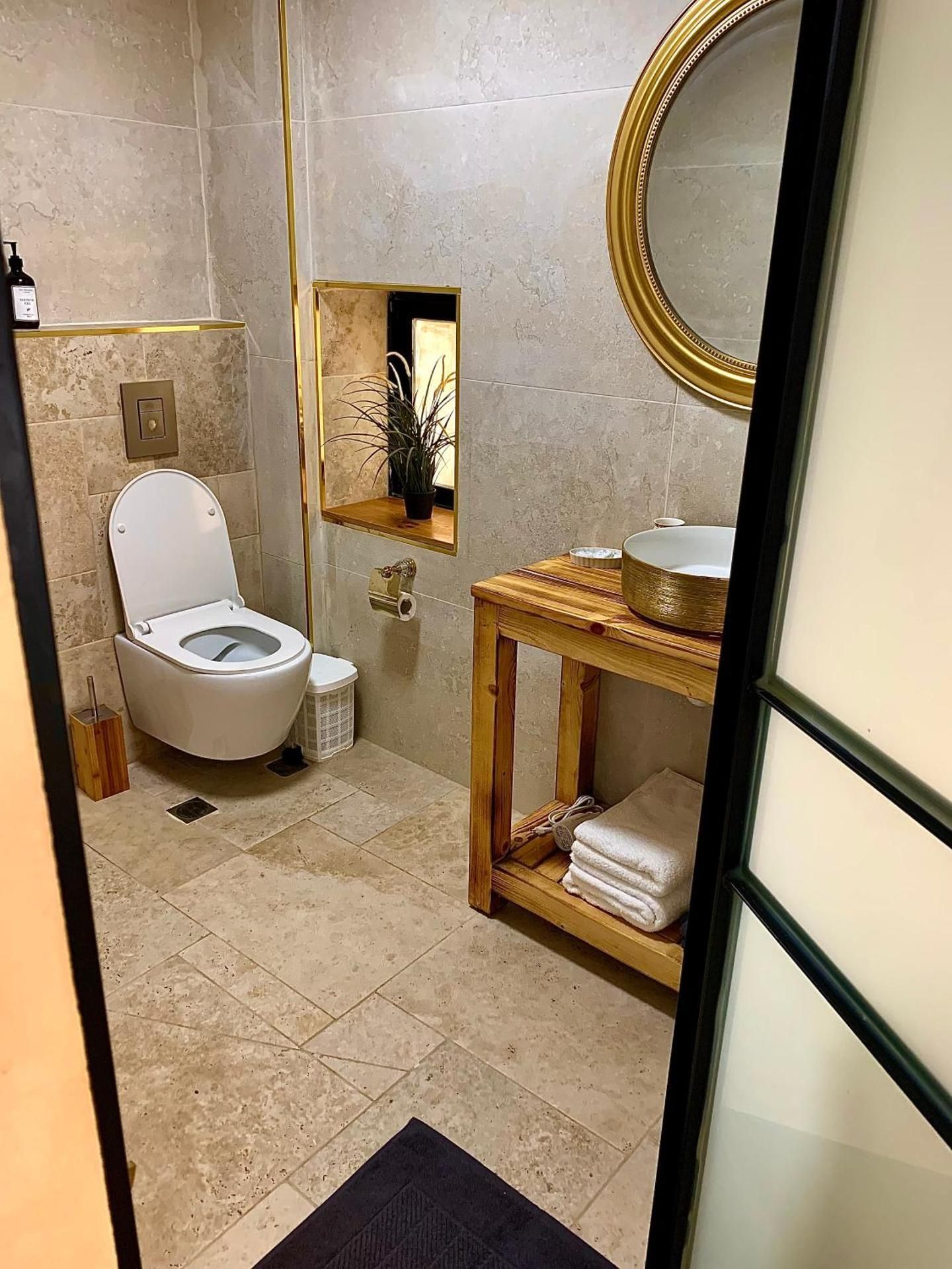 Suite with Spa Bath