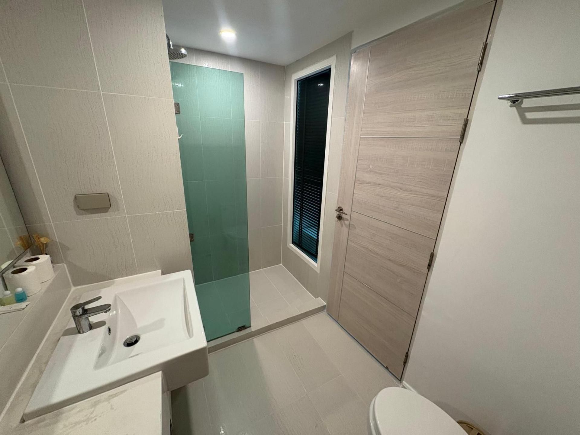 Two-Bedroom Apartment with Balcony