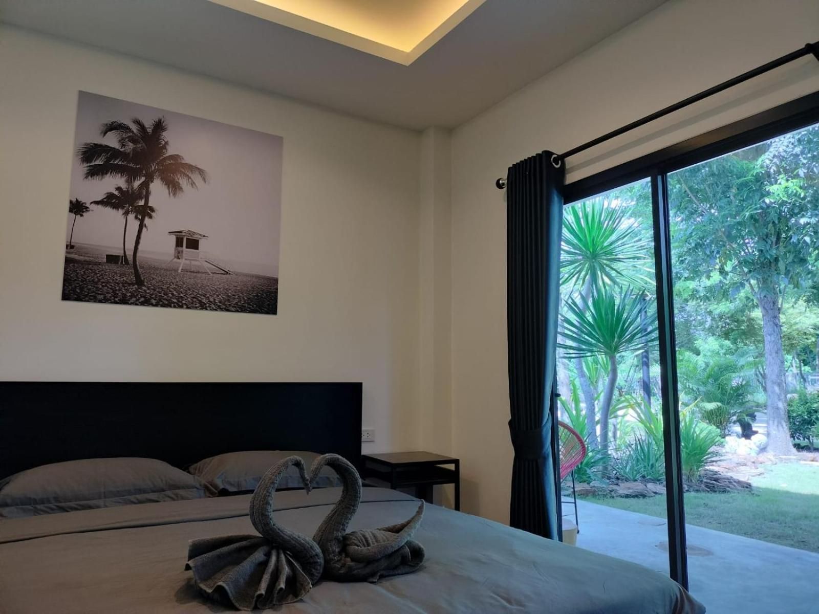 Sunset resorts and bar Bungalow with Garden View