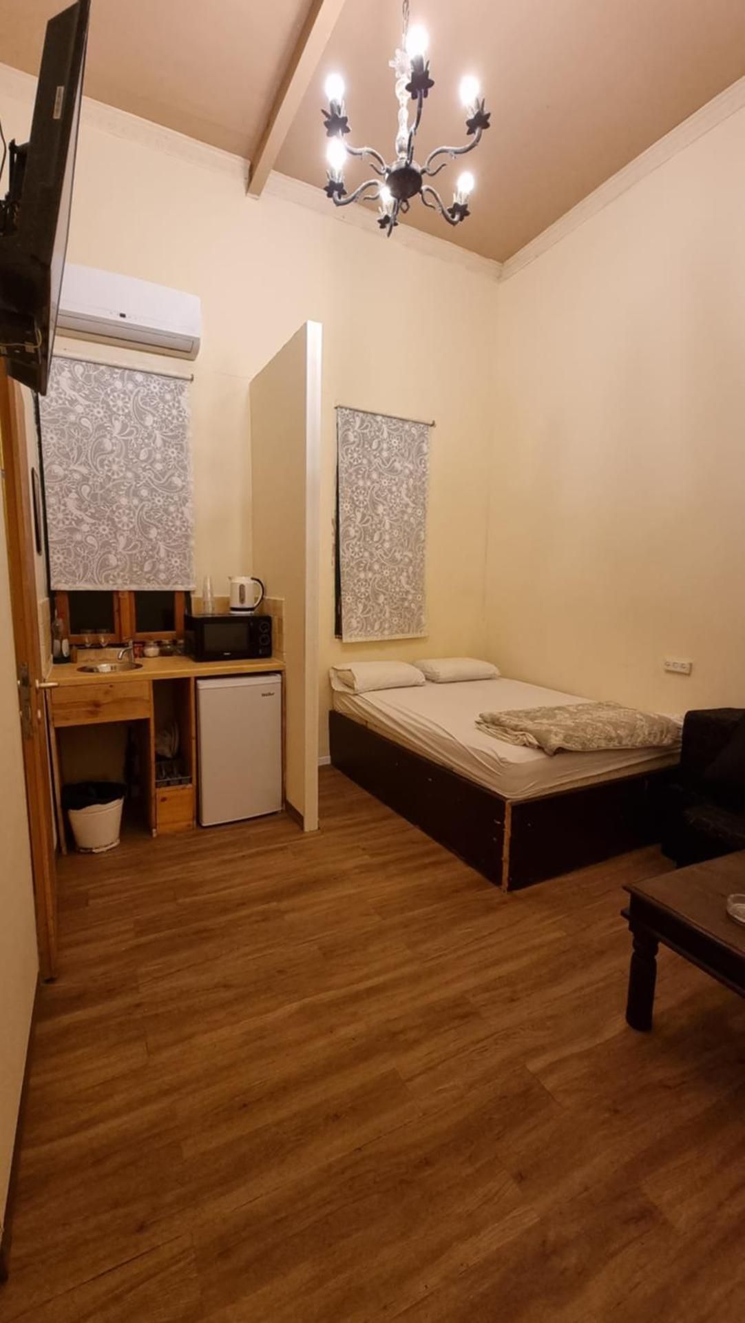 Deluxe Double Room with Shower
