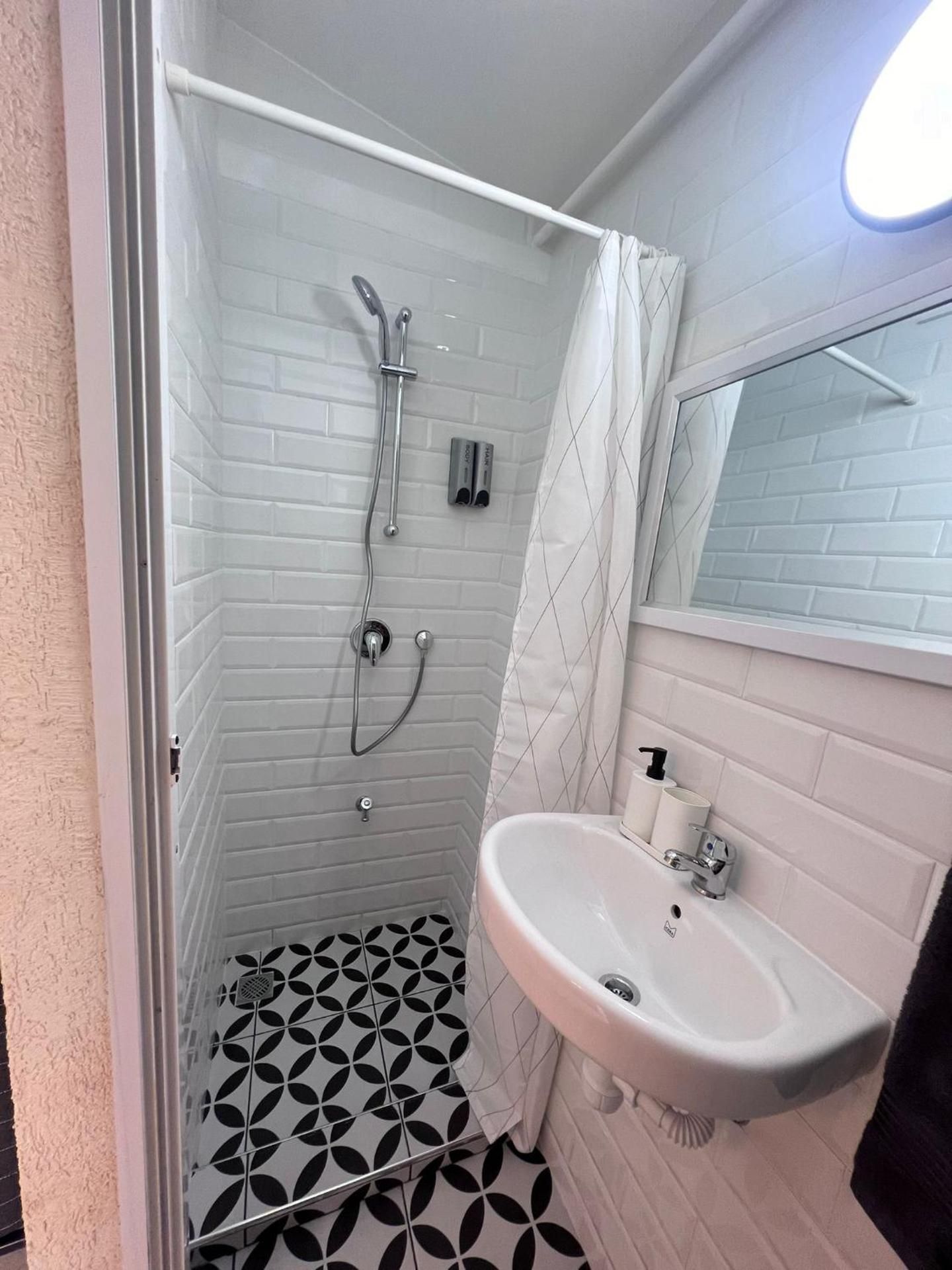 Maya Guest House - German Colony & Bahai Gardens, Haifa DELUXE APARTMENT 2