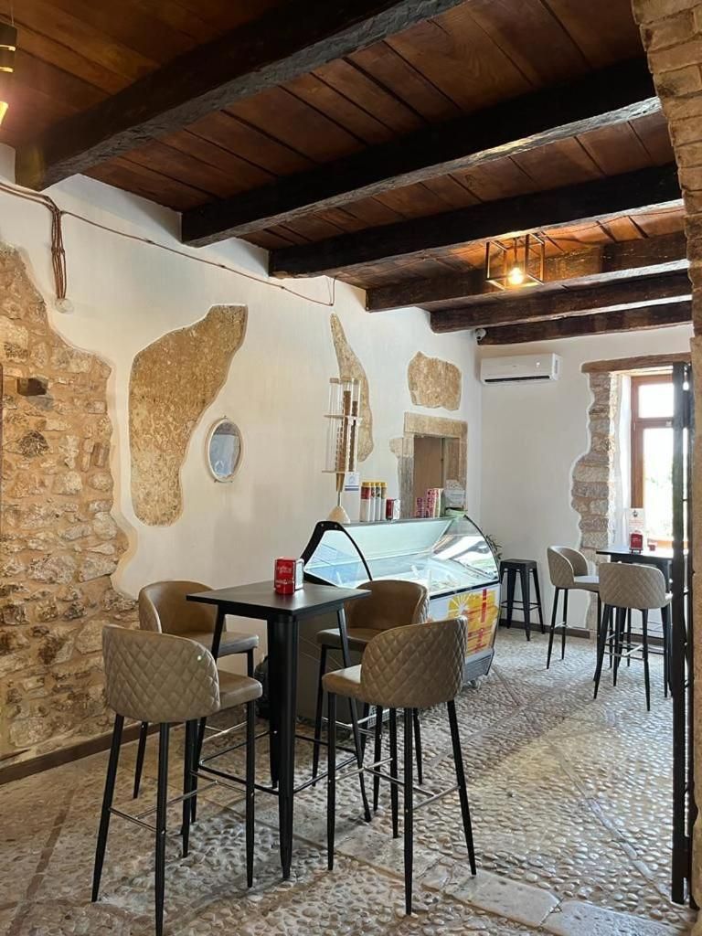 DOMUS VELA