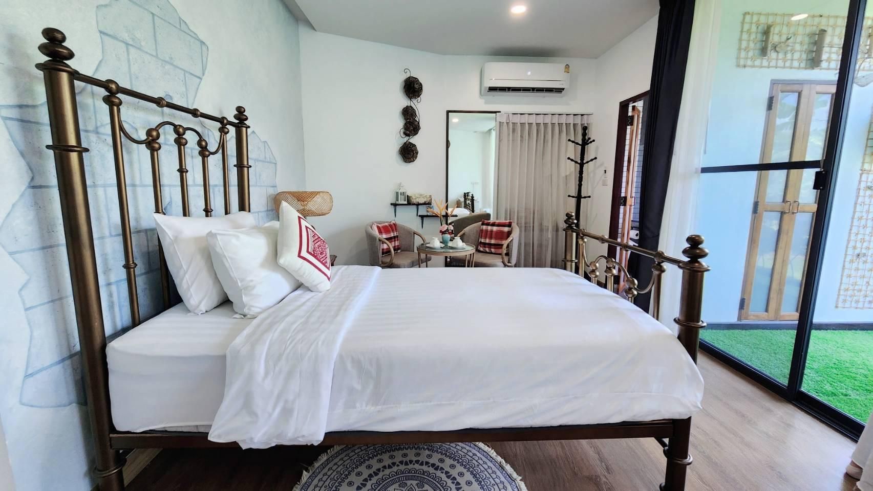 Standard Room 102