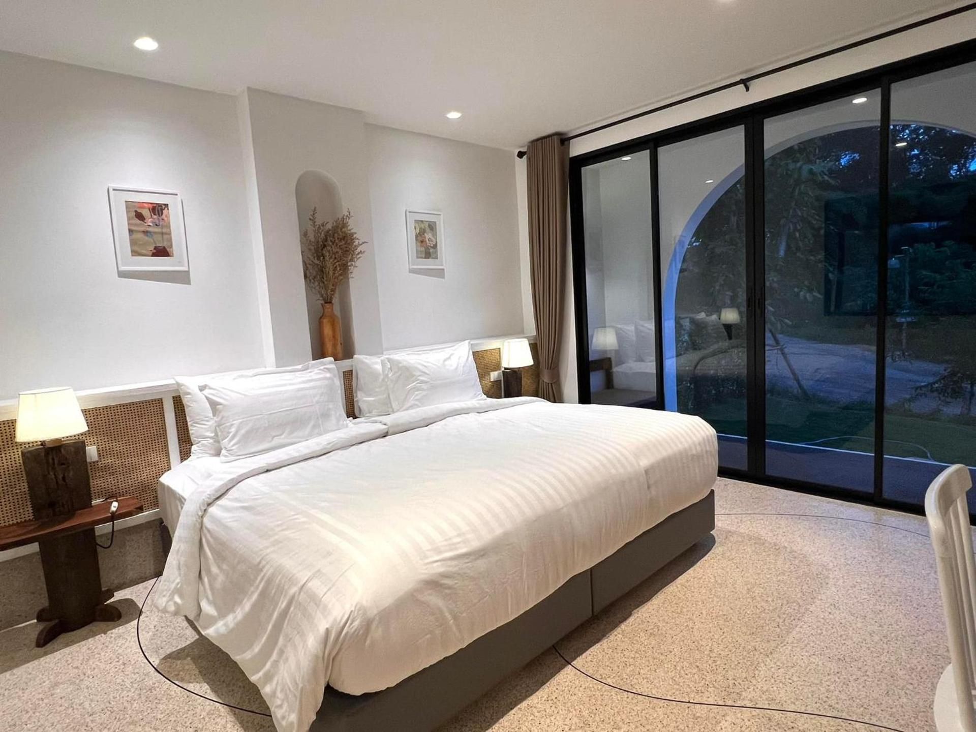 Superior Double or Twin Room with Garden View