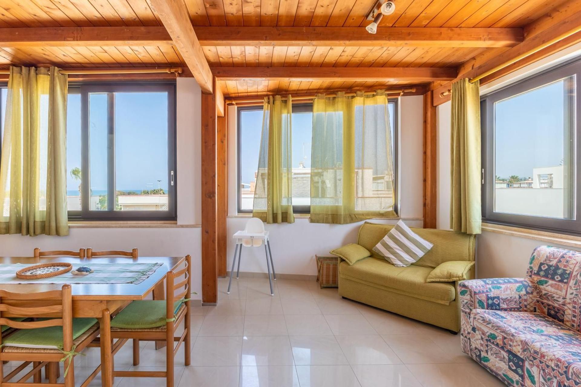 Mare di Sicilia Apartments Three-Bedroom Superior Apartment 2