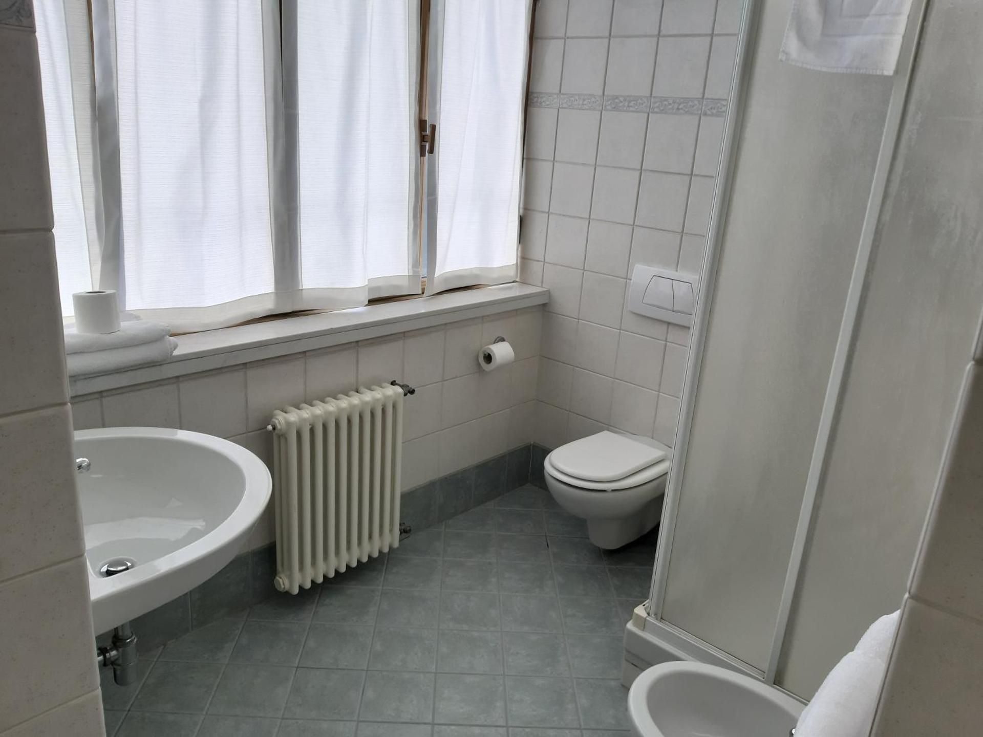 La Fiorana Ivrea Twin Room with Private Bathroom 3