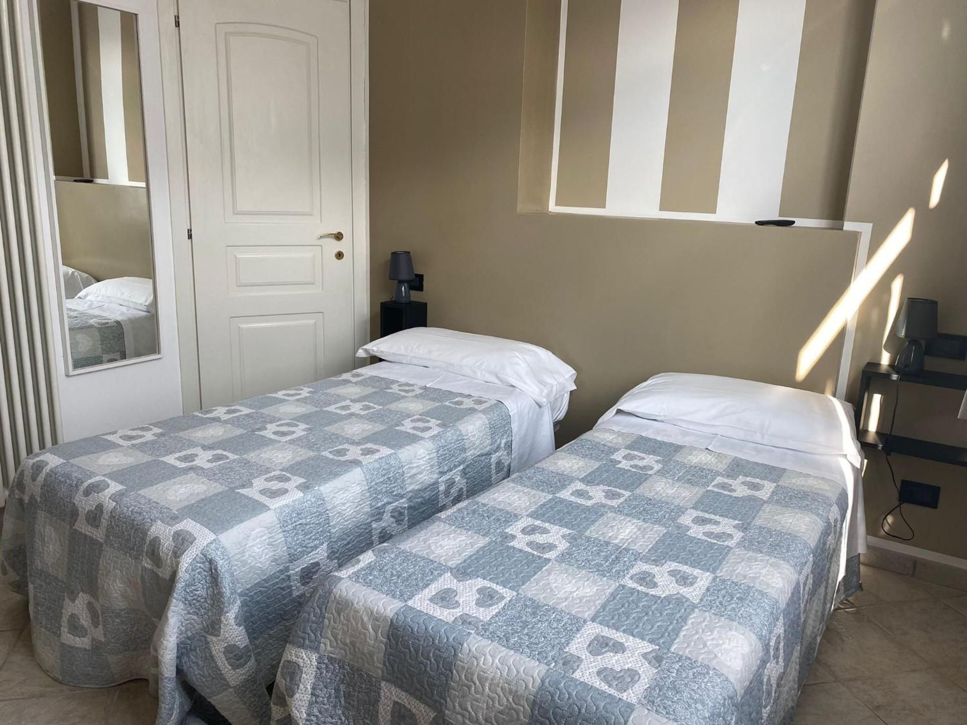 La Fiorana Ivrea Twin Room with Private Bathroom 2
