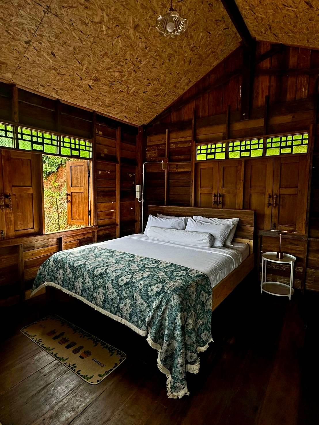1-Bedroom Deluxe