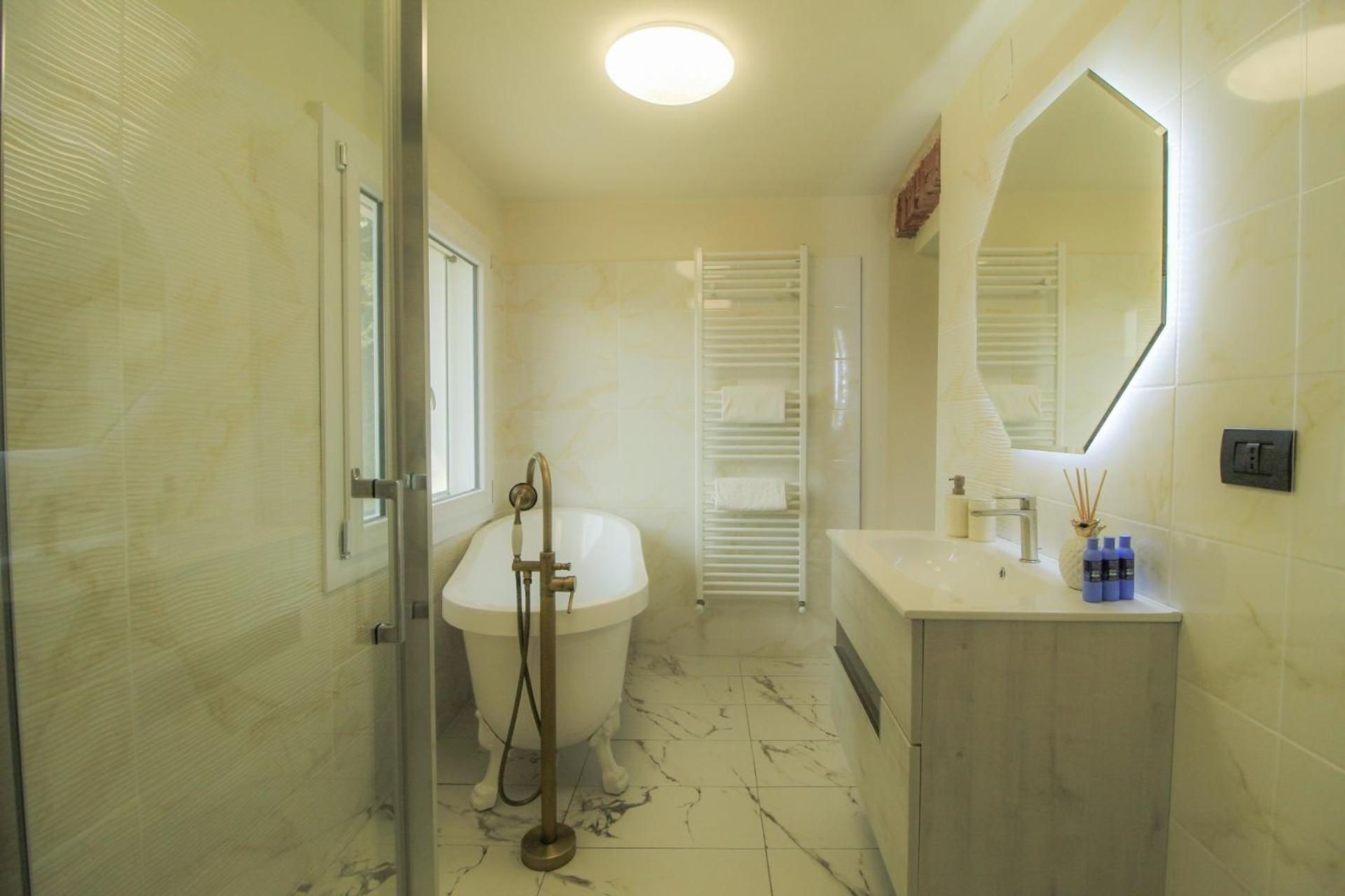 Suite Apartment