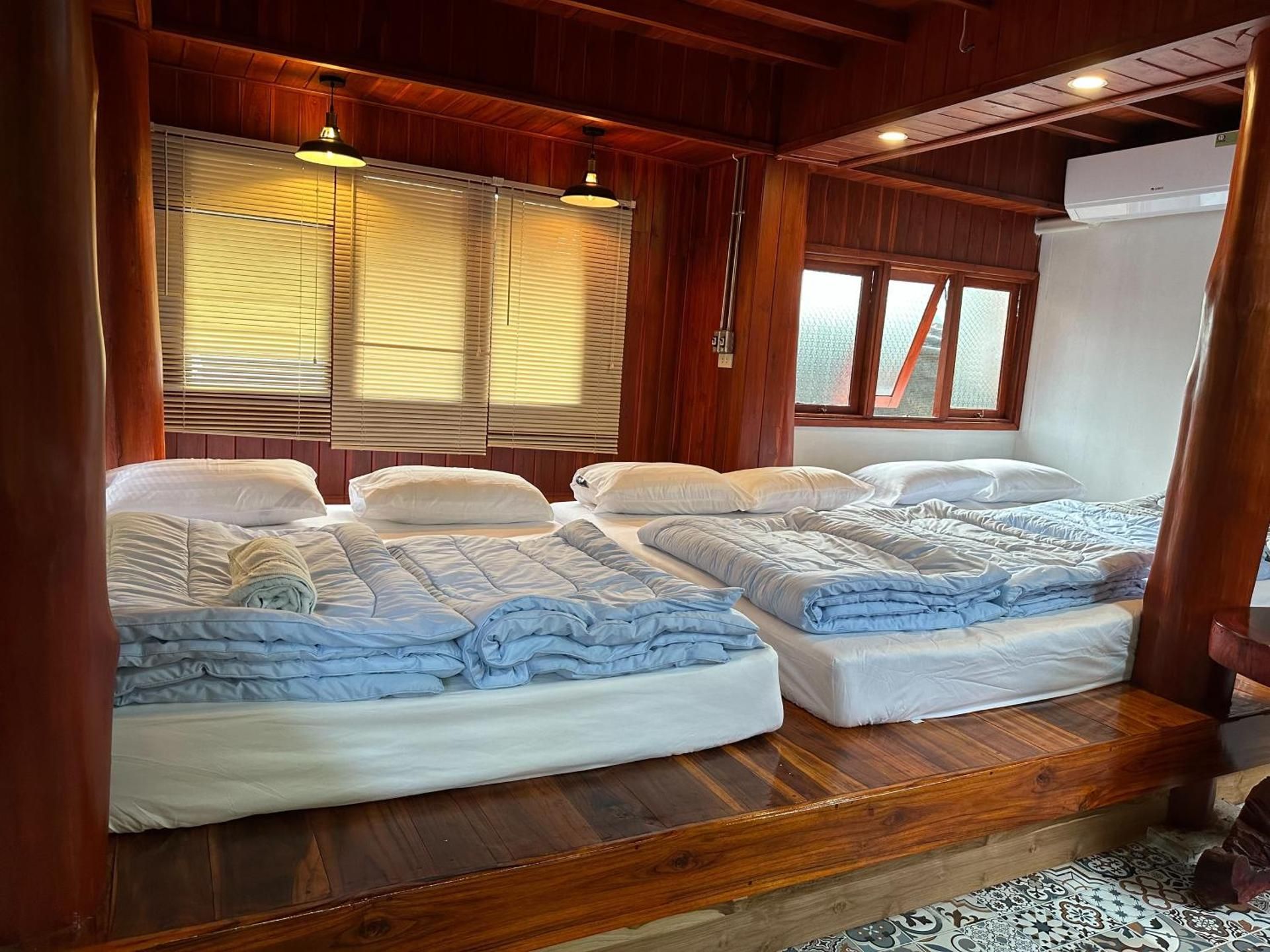 Japanese-Style Room