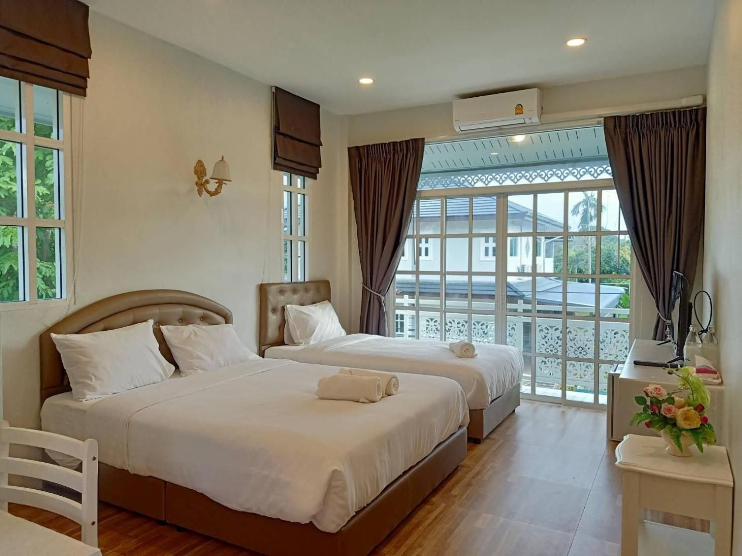 Triple Room