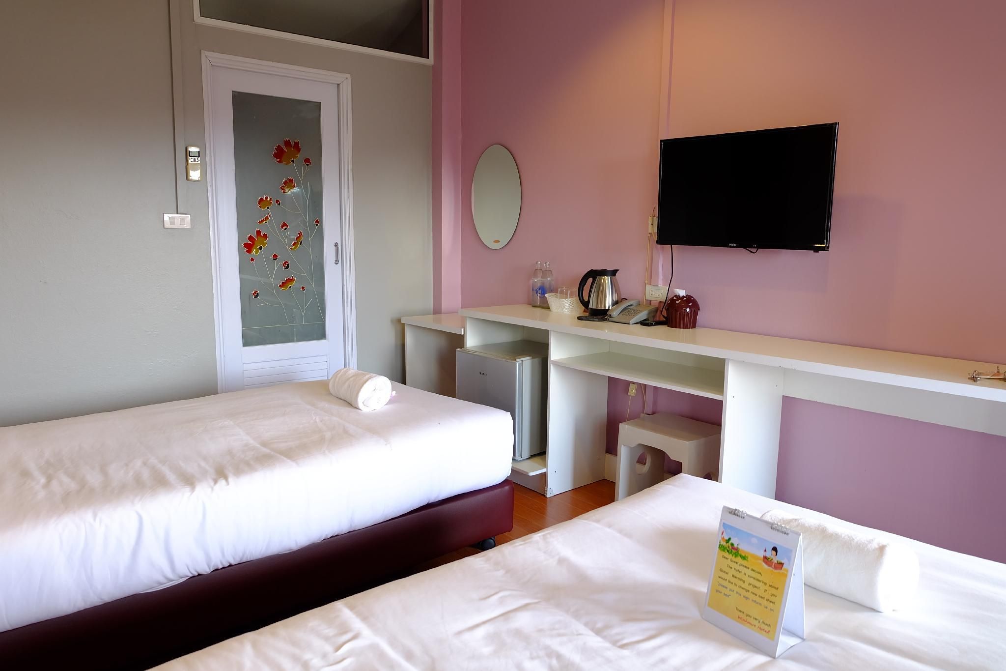 Standard Twin Bed