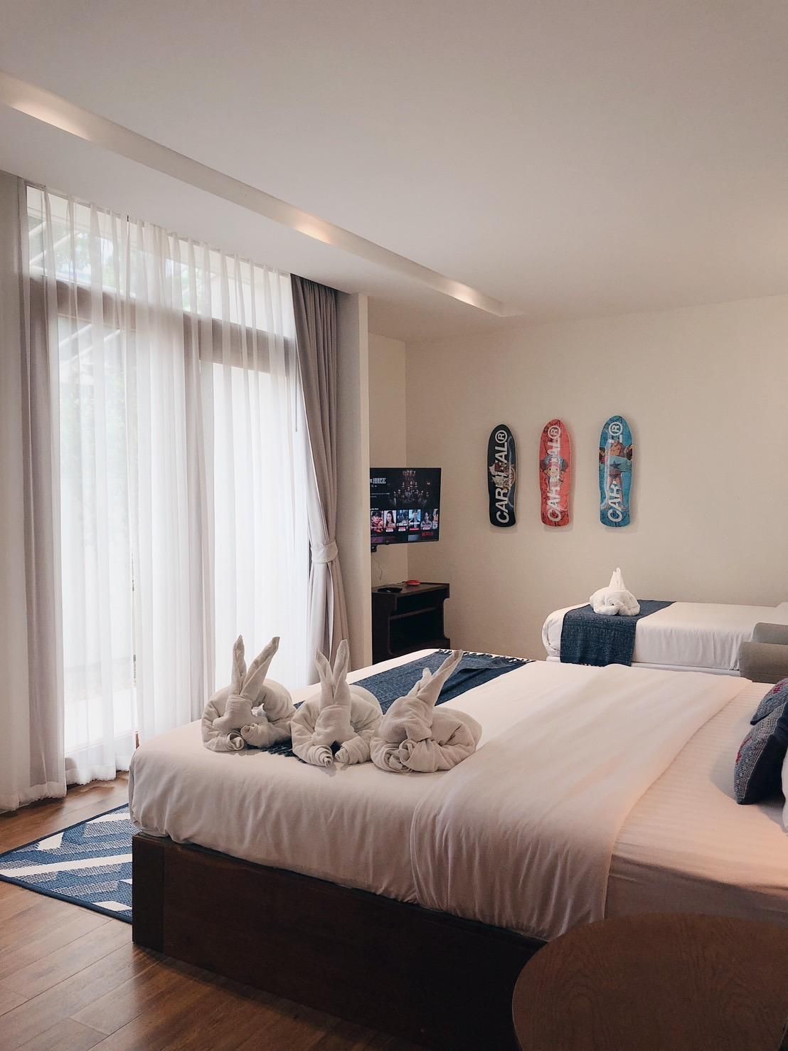 Family Room 102