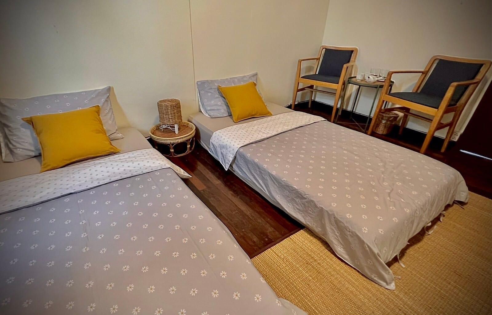 Standard Twin - 2 Single Beds