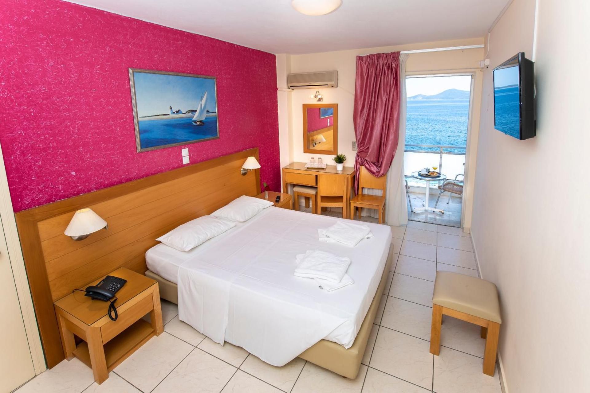 Double or Twin Room with Sea View