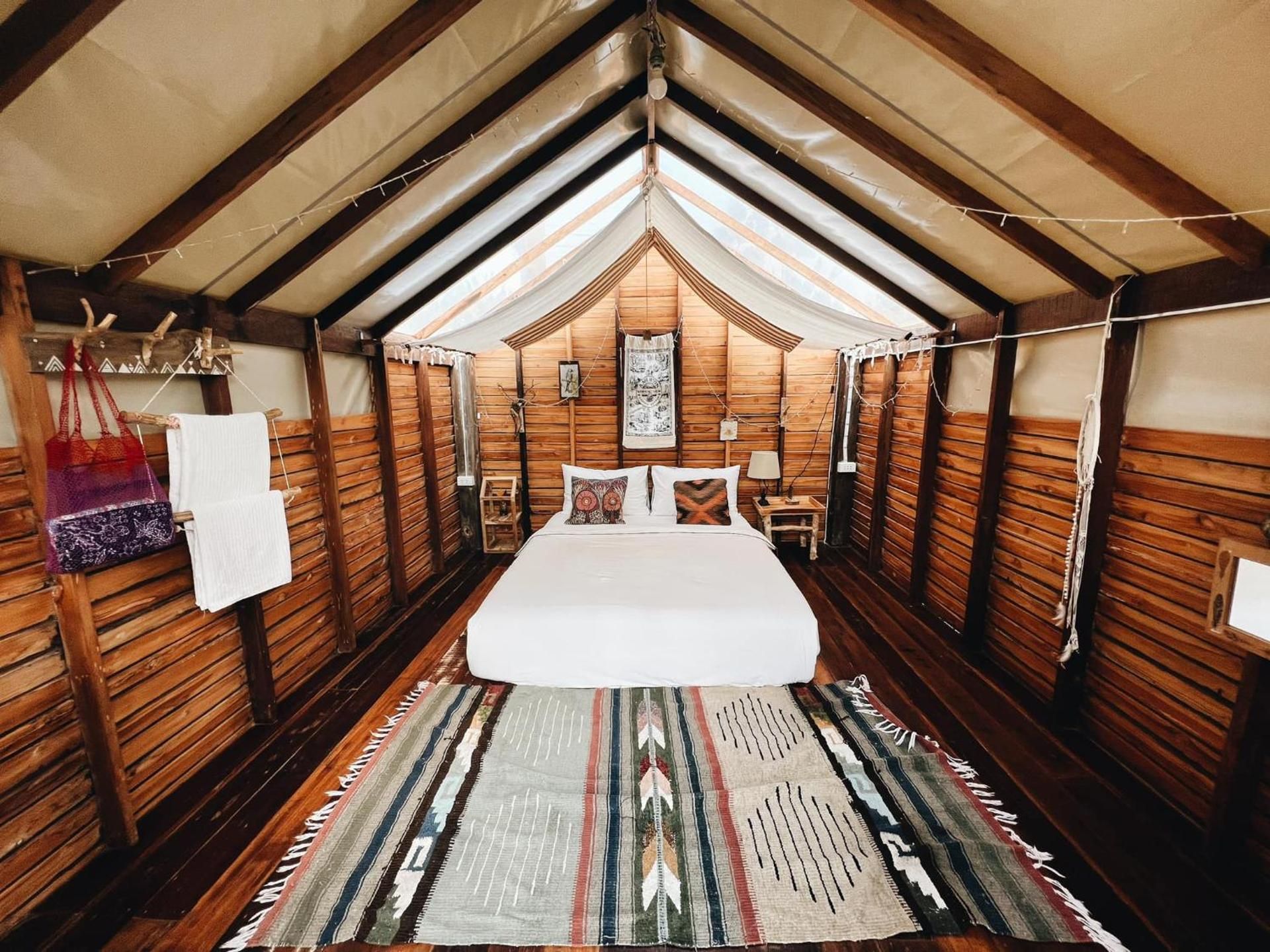 Double or Twin Room with Shared Bathroom
