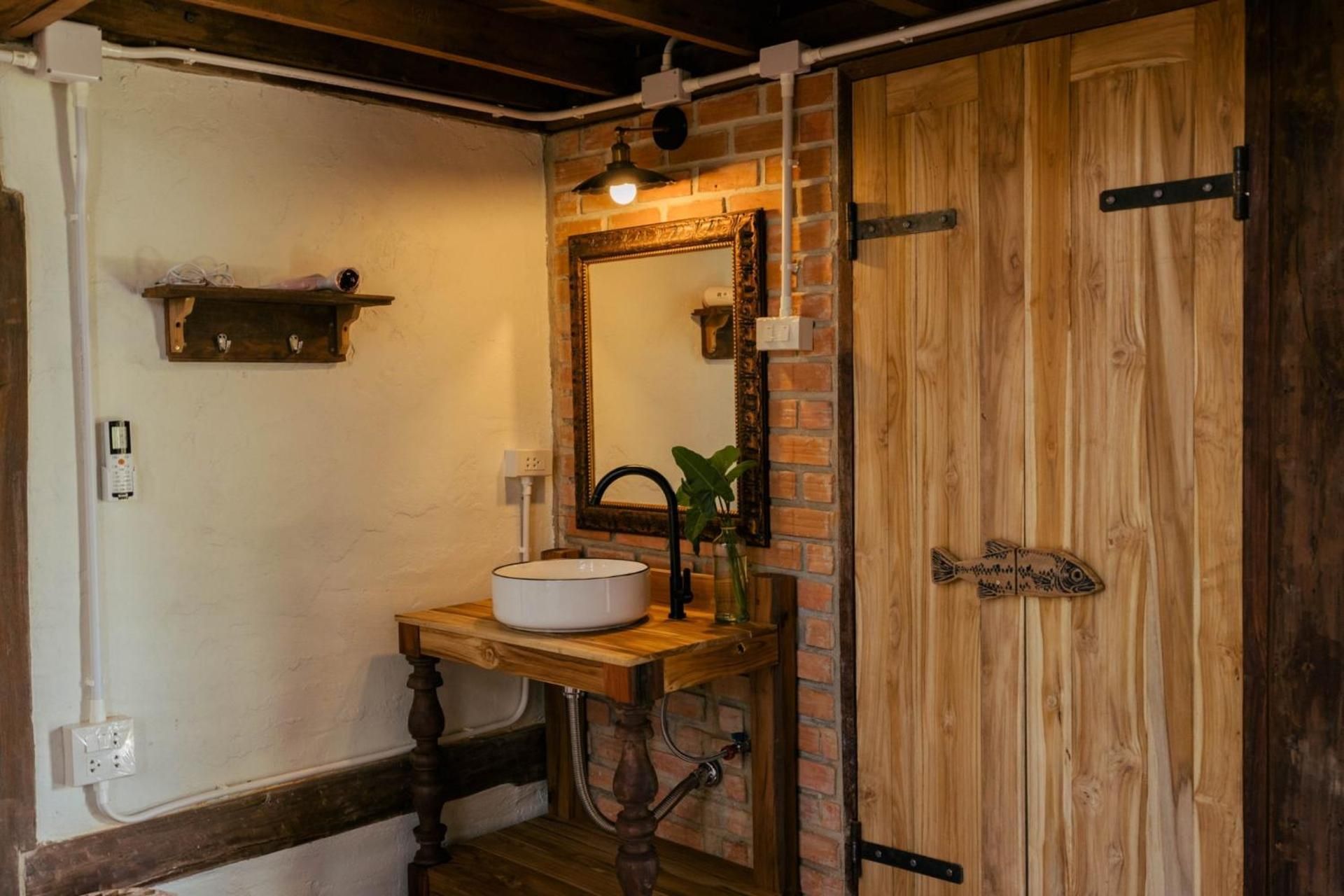 Quadruple Room with Private Bathroom