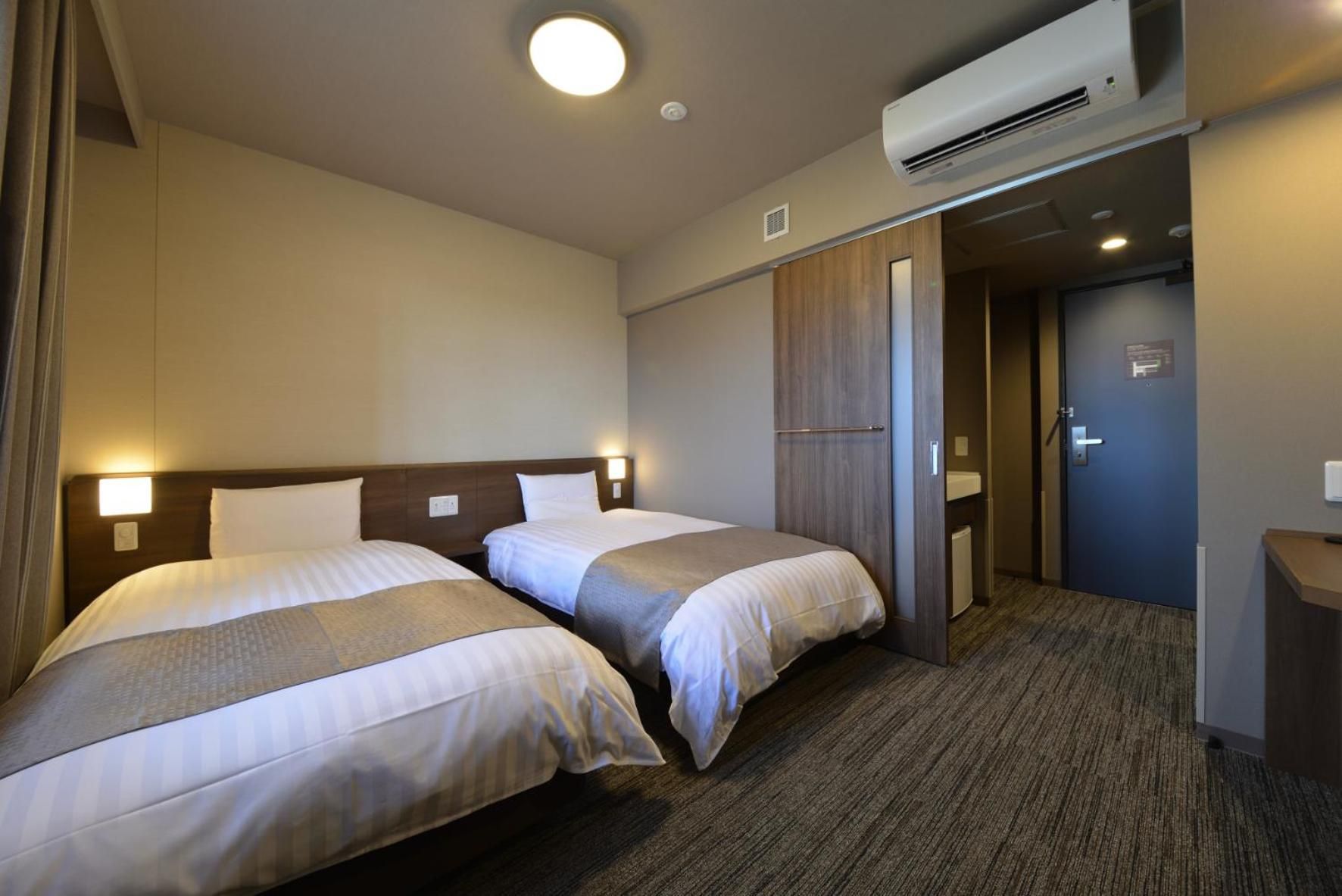 Superior Twin Room with Shower - Non Smoking - No Daily Cleaning