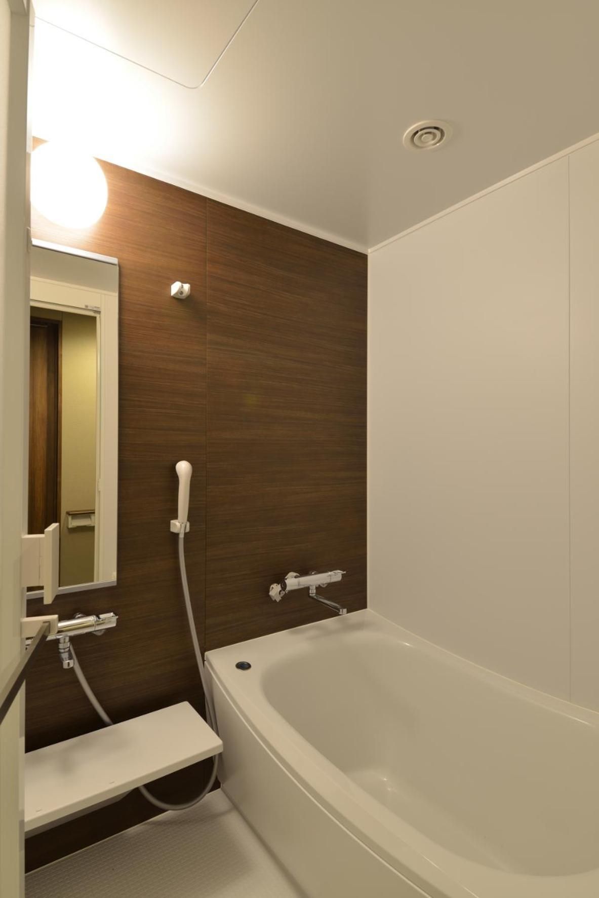 Superior Twin Room with Shower - Non-Smoking