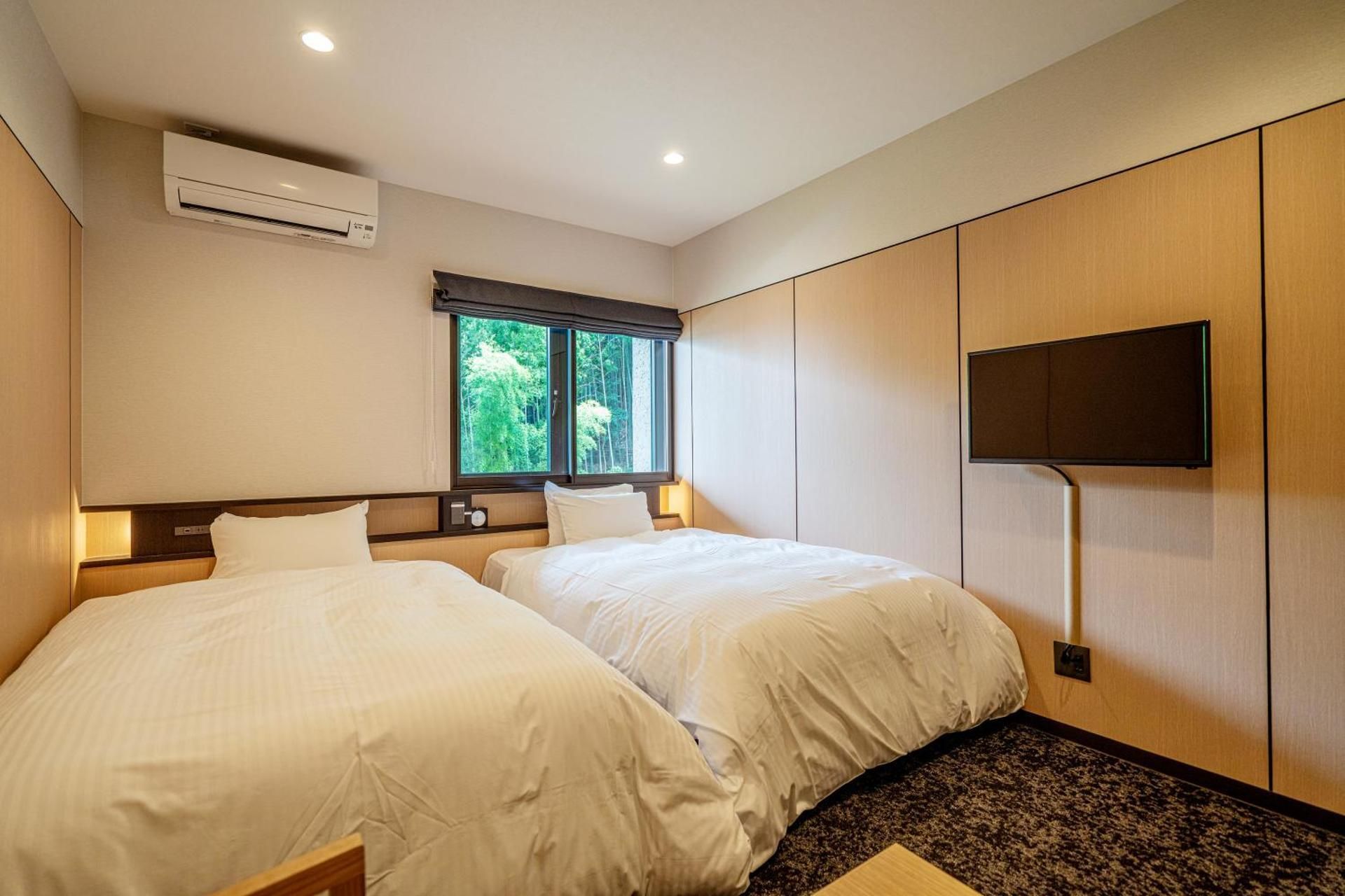 Economy Twin Room
