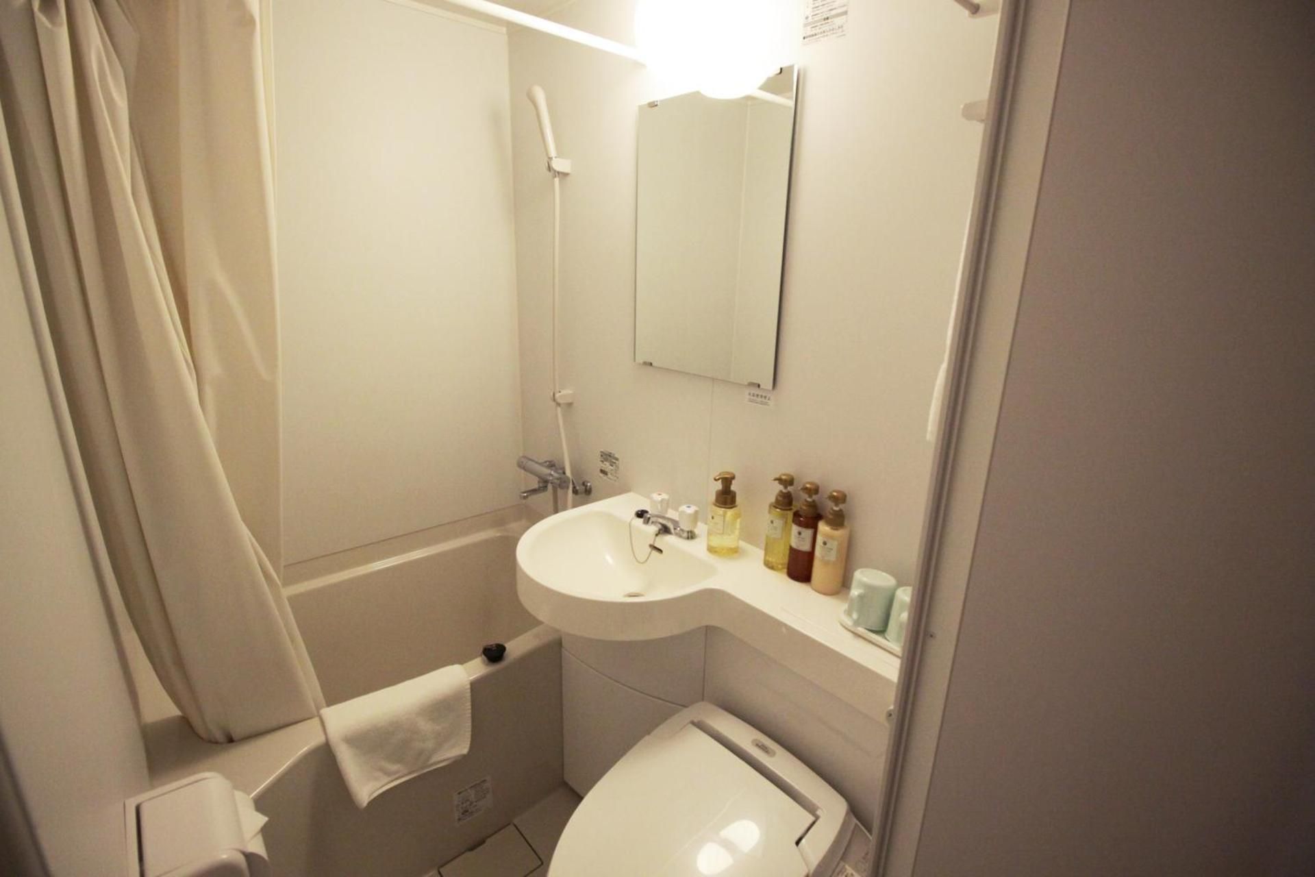 Single Room - Non-Smoking