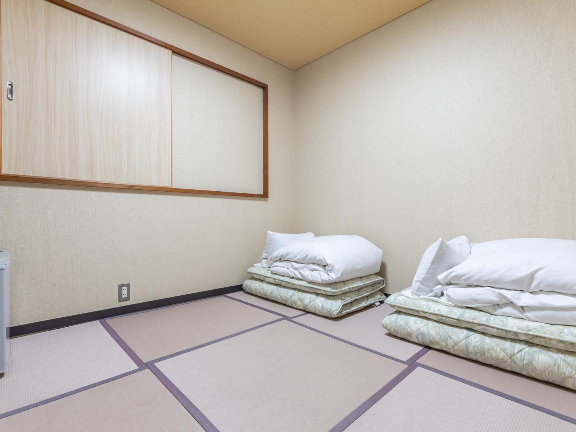 Non-Smoking - Japanese-Style Room up to 2 guests