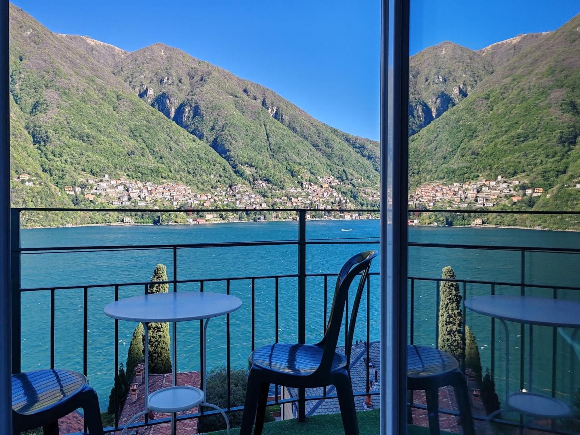 Hotel Bersagliere 1 Apartment with Lake View and Terrace - Separate Building