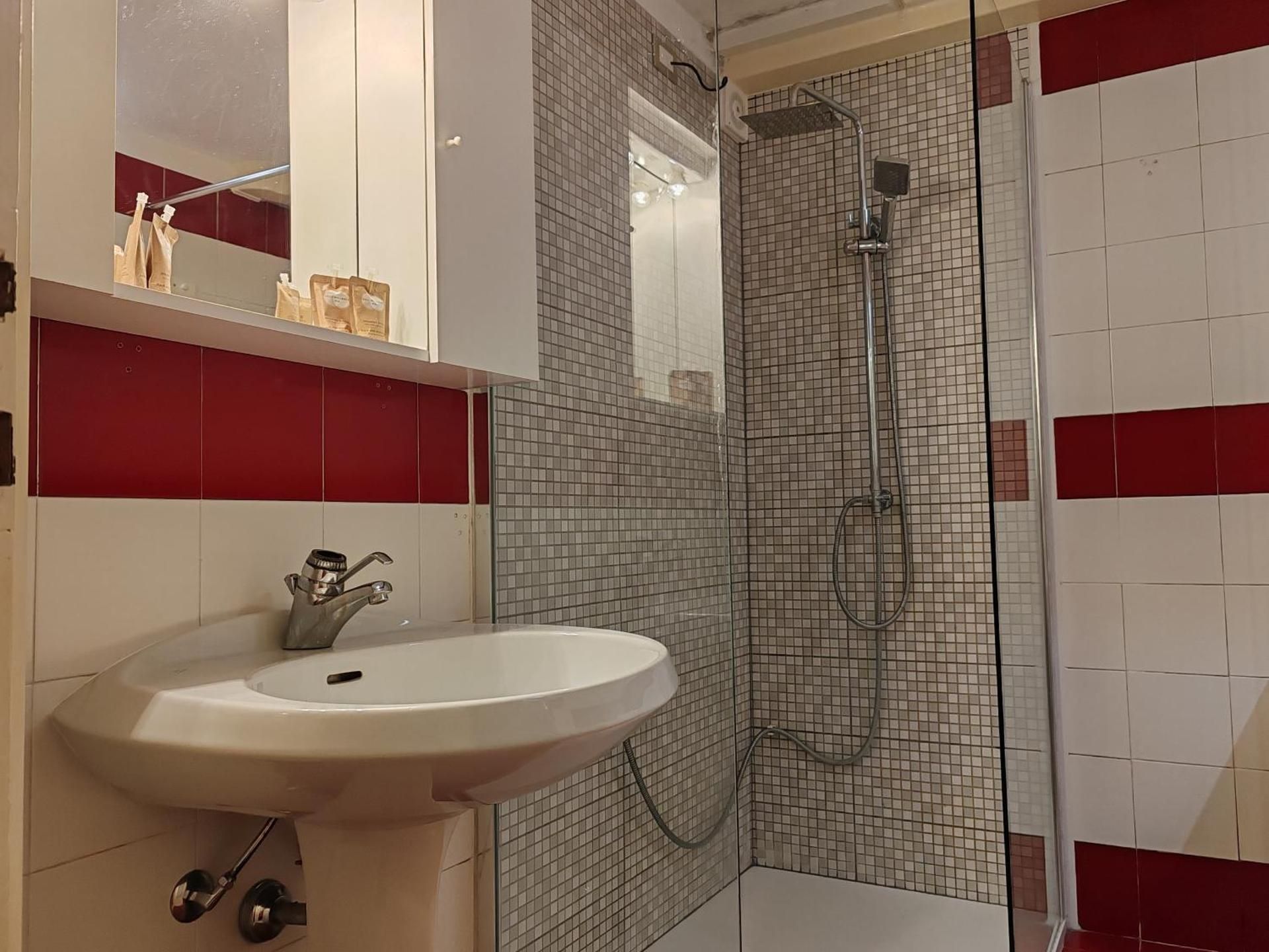 Hotel Bersagliere Apartment with Lake View and Garden - Separate Building 2