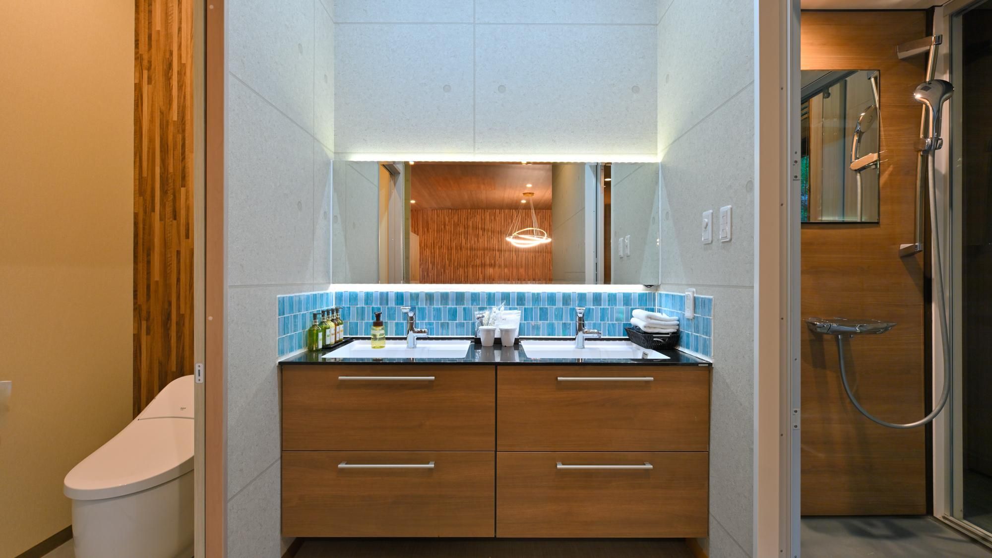Japanese Modern Standard Japanese-Western Classic Suite with Open-Air Bath and Terrace