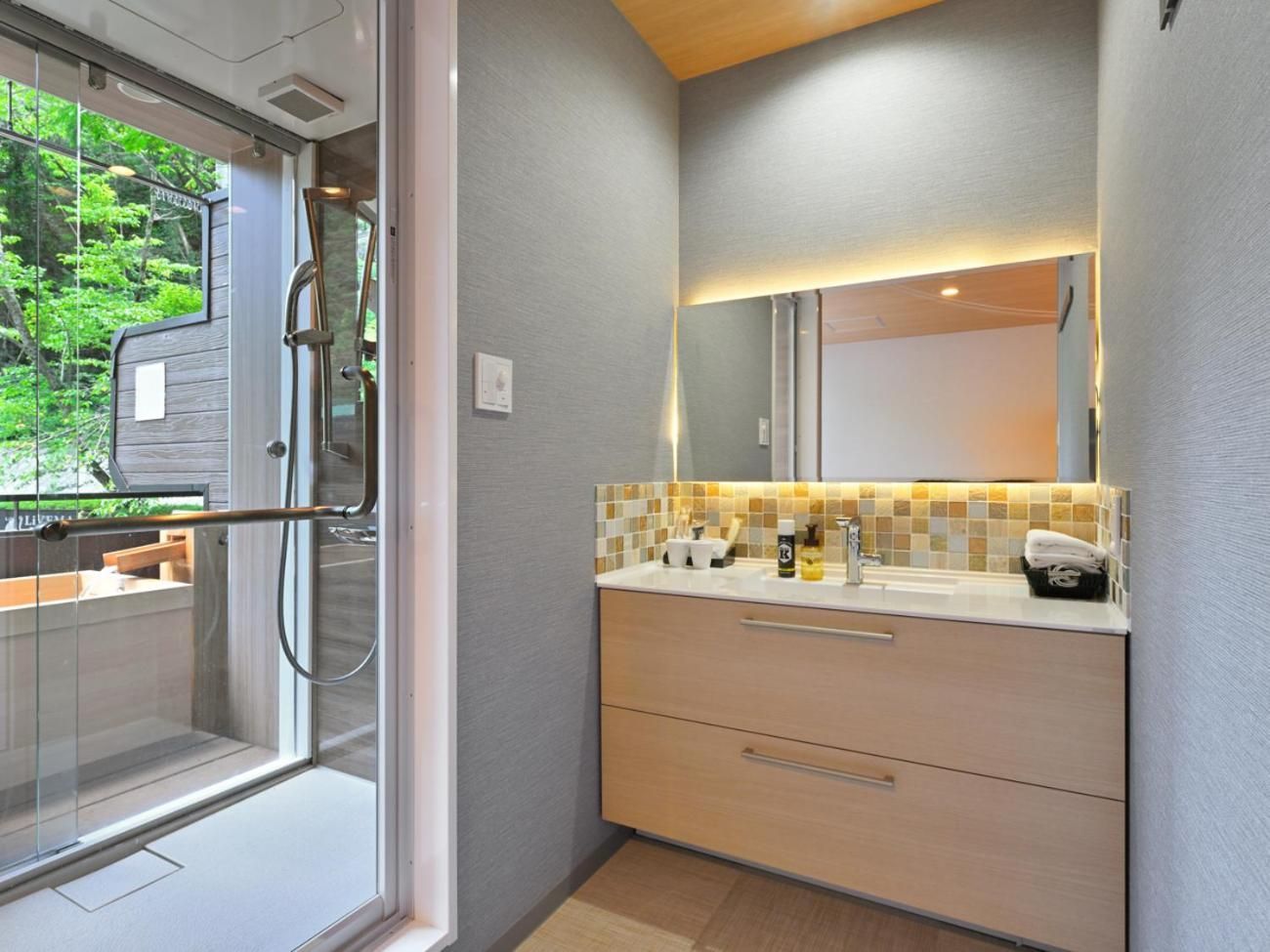 Japanese-Western Classic Junior Suite Room with Open-Air-Bath