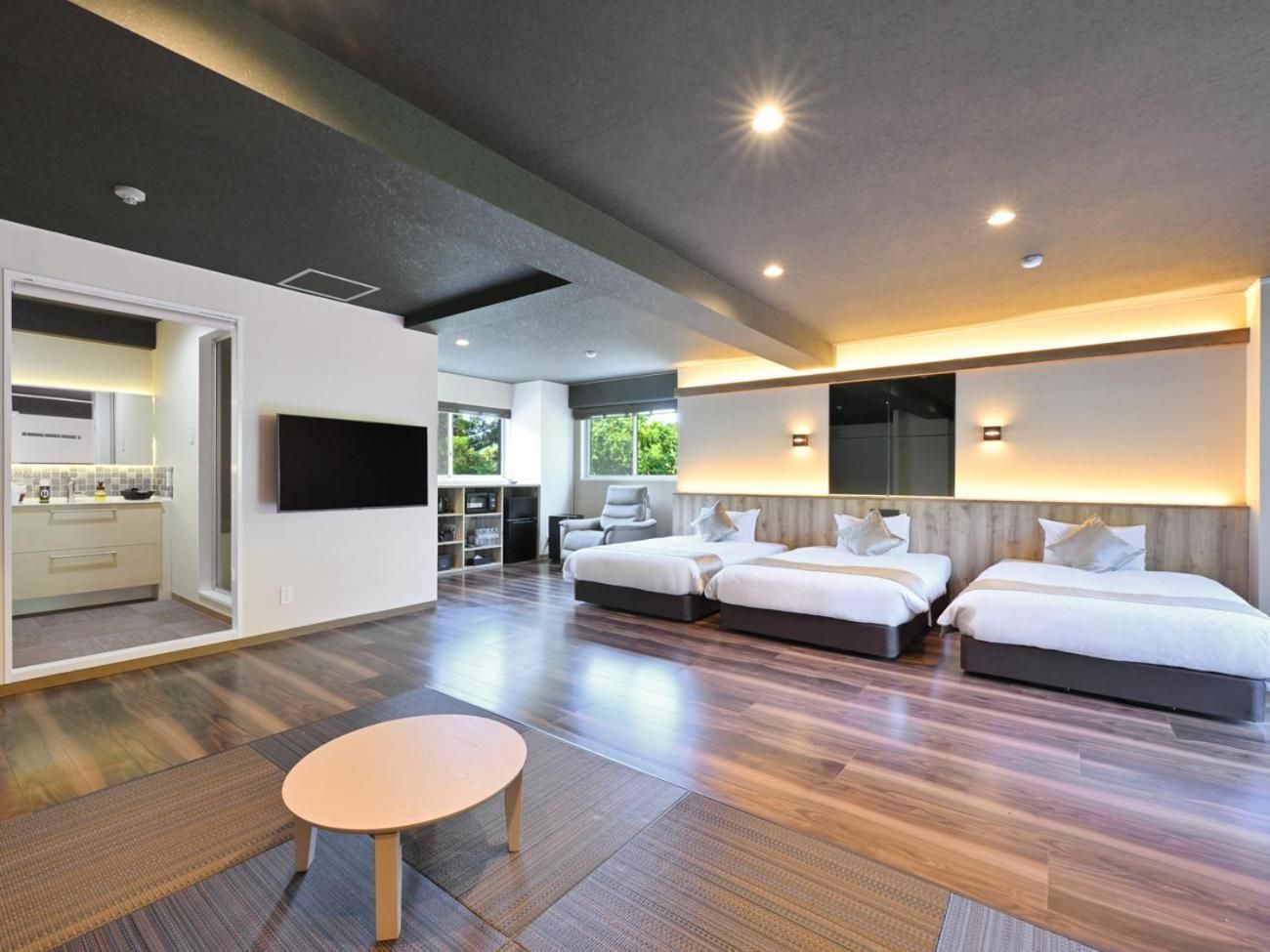 Superior Japanese-Western Classic Suite Room with Open-air Bath & Terrace